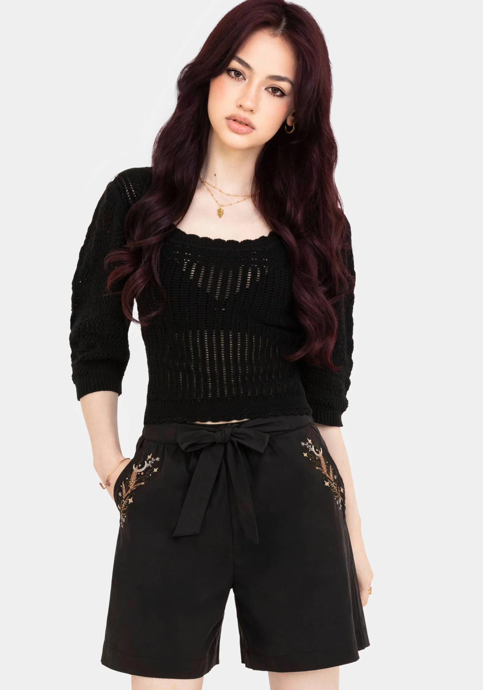 Abellona Embroidered Belted Short - Image 4