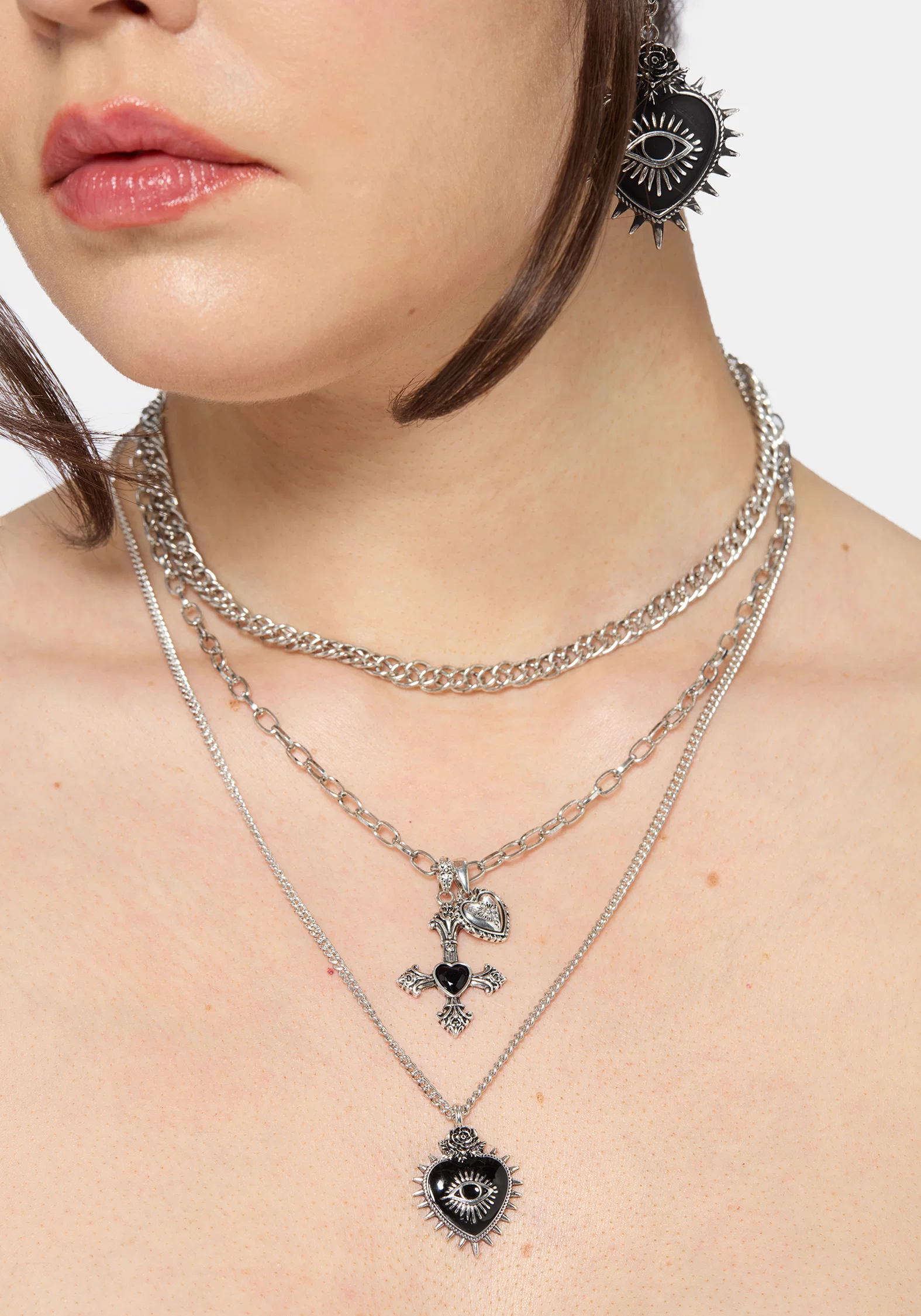 Amada Prickle Scared Heart Layered Necklace - Image 3