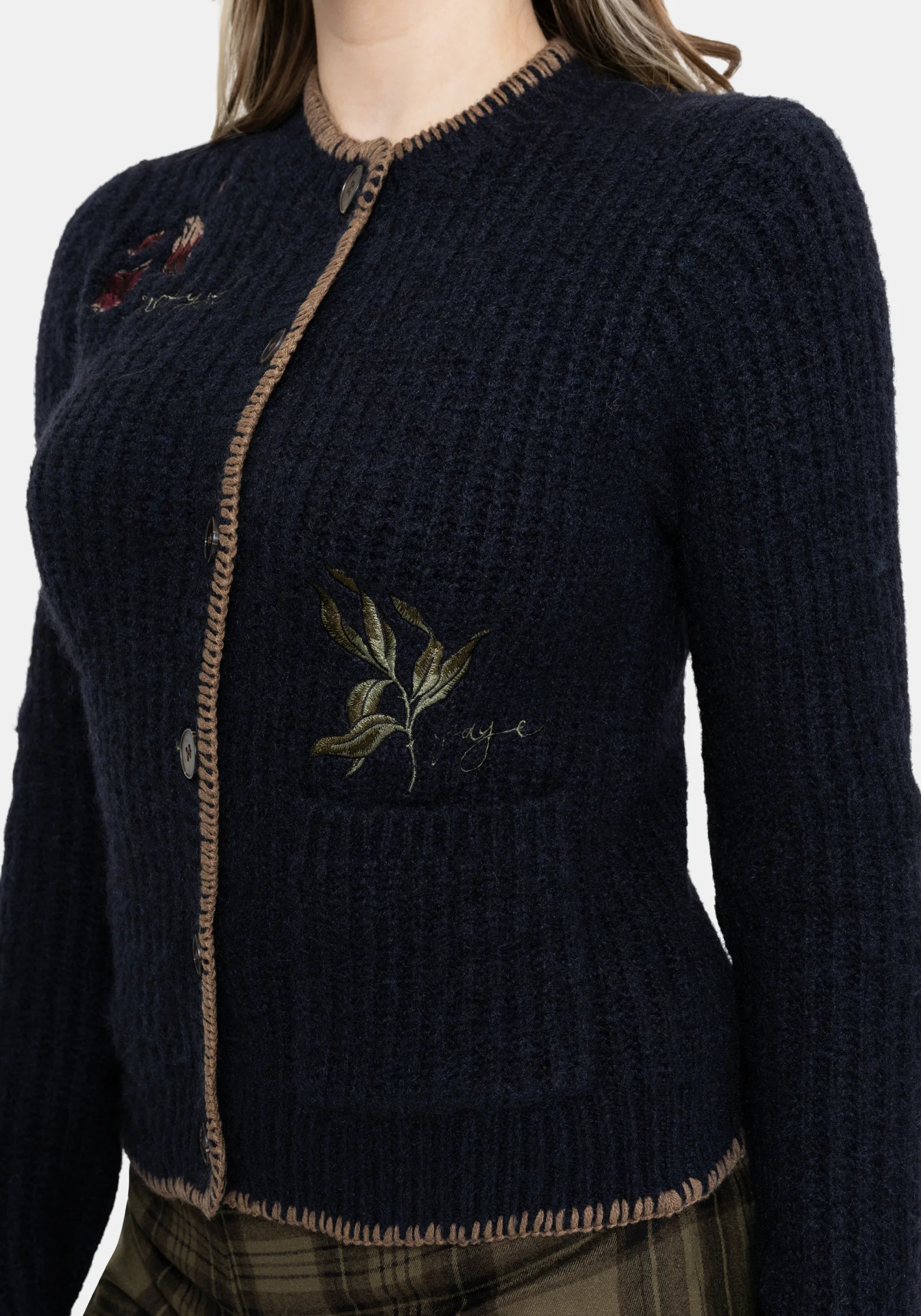 Ame Embroidered Blanket Stitch Cardigan - Image 5