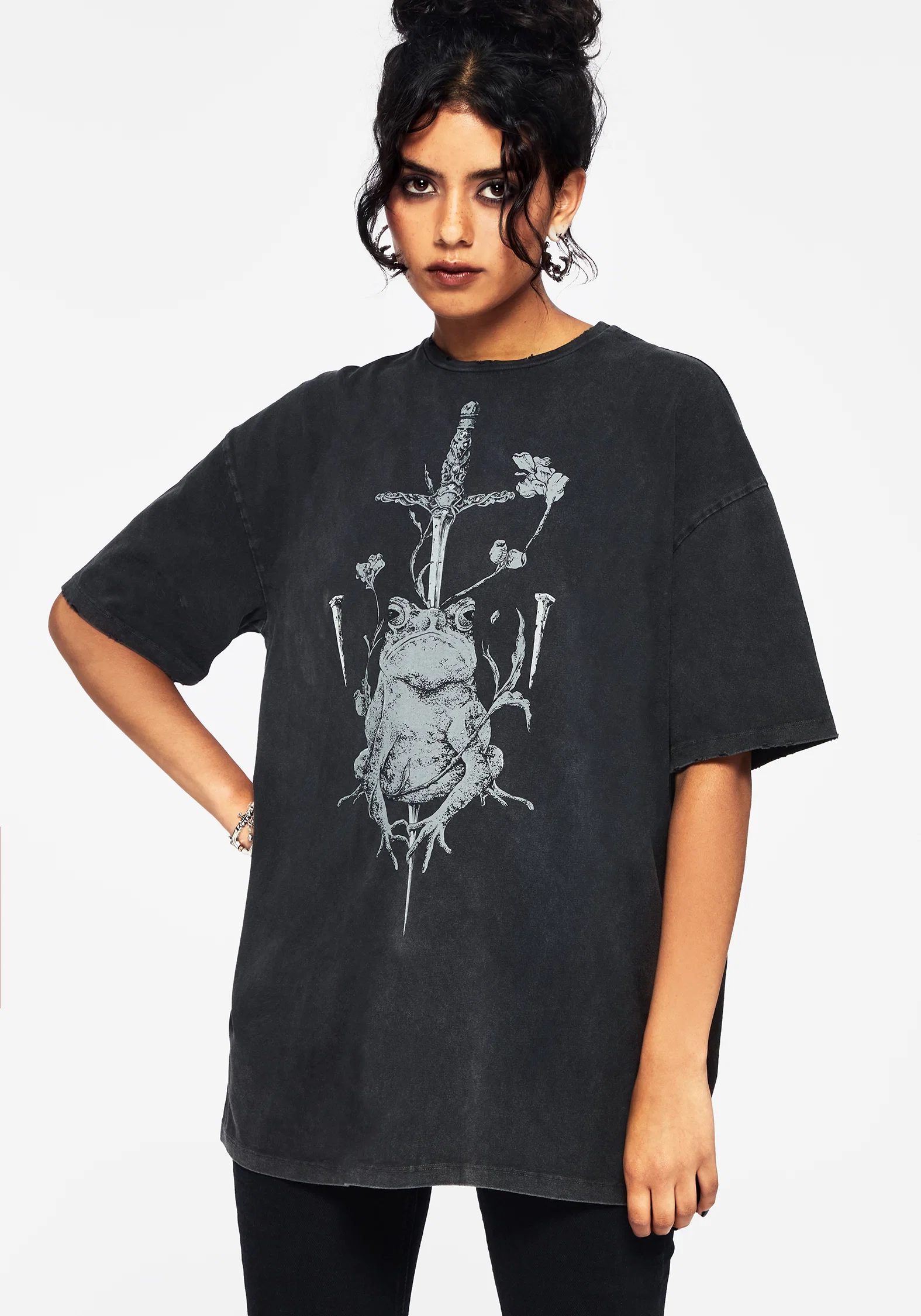 Anura Oversized Acid Wash Frog Graphic Print T-shirt - Image 5