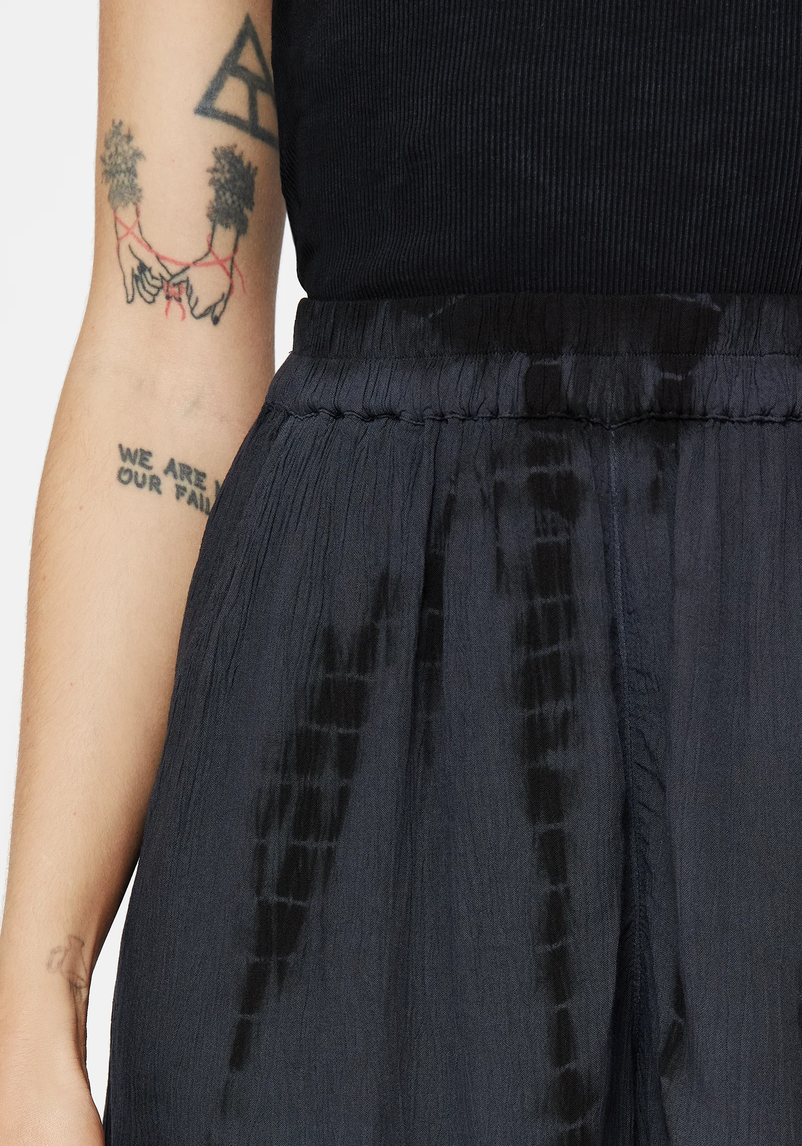 Aria Tie Dye Shorts - Image 2