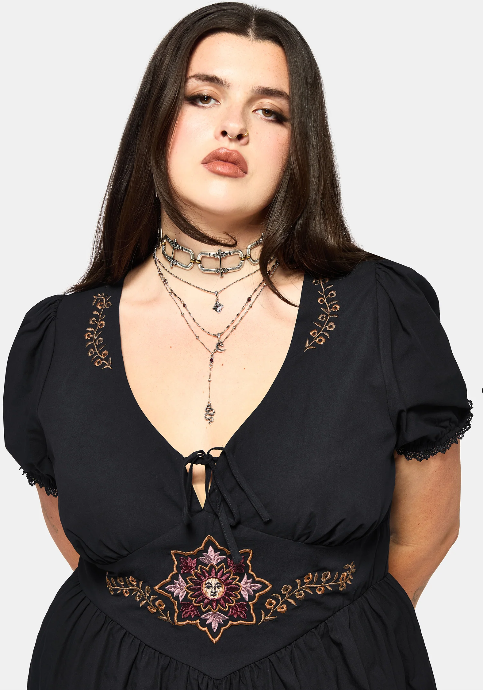 Arianwen Embroidered Puff Sleeve Midaxi Dress - Black - Image 8