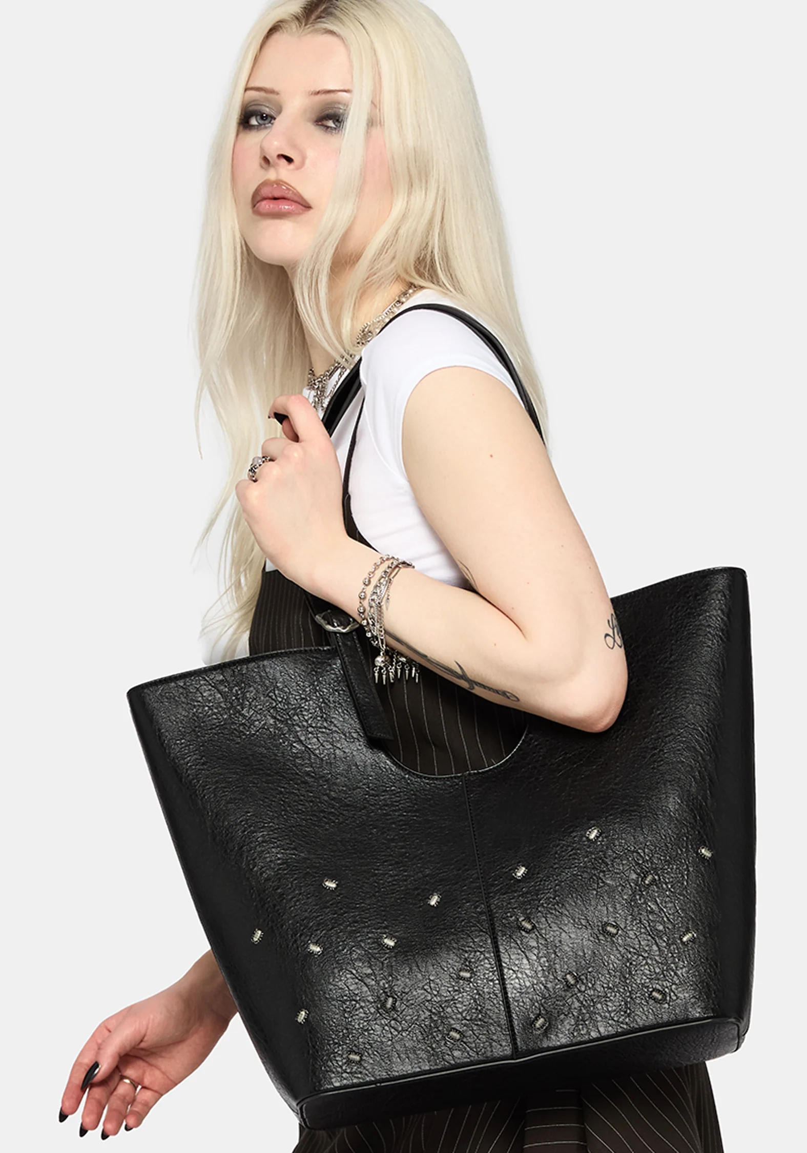 Arma Woodlouse Rivet Tote Bag - Image 5