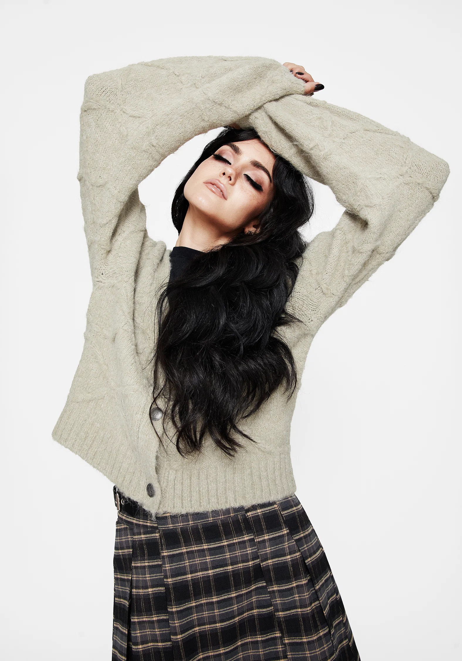 Artha Fluffy Cable Knit Cardigan - Image 7
