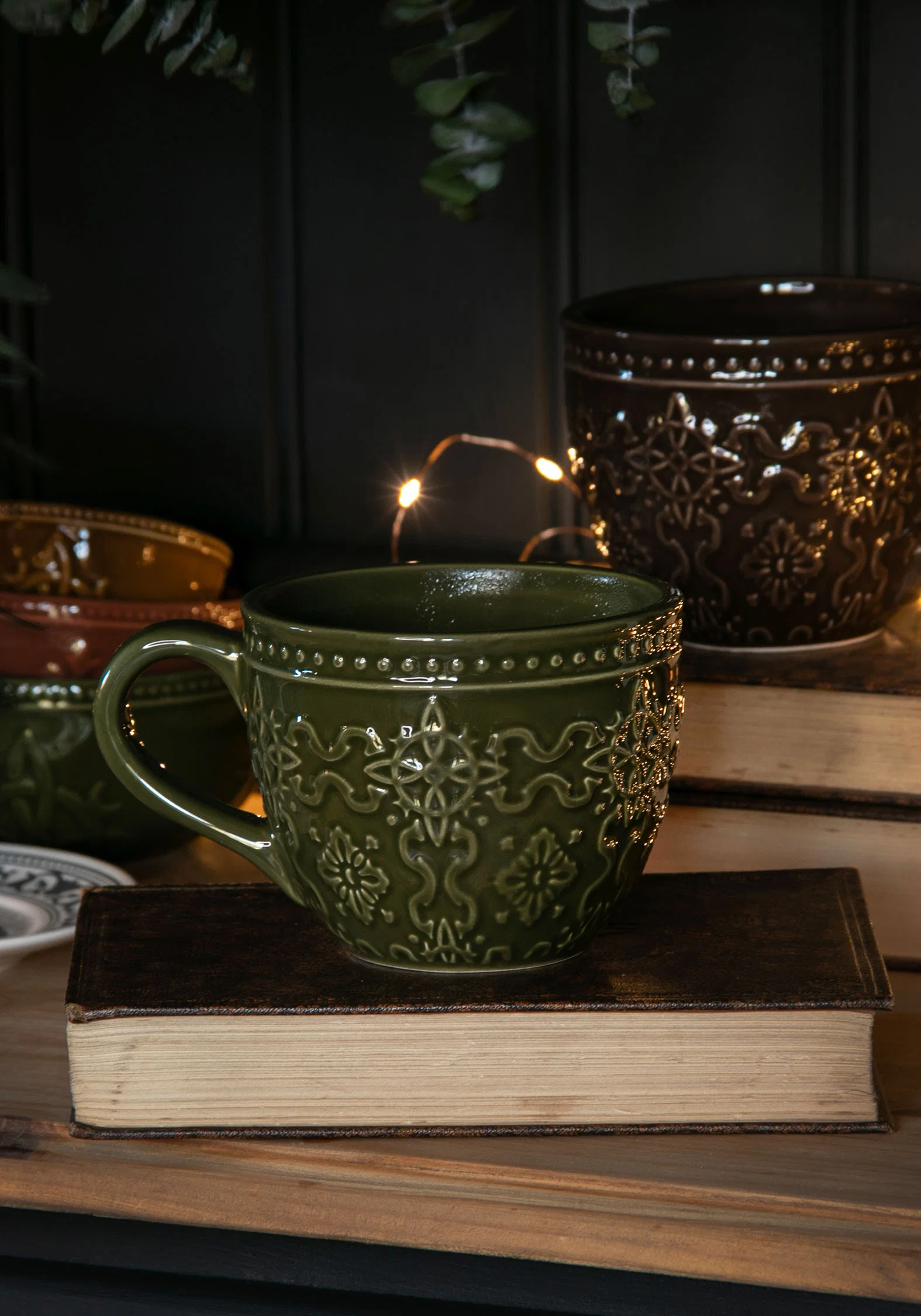 Ashwyn Witches Tile Debossed Mug - Green - Image 2