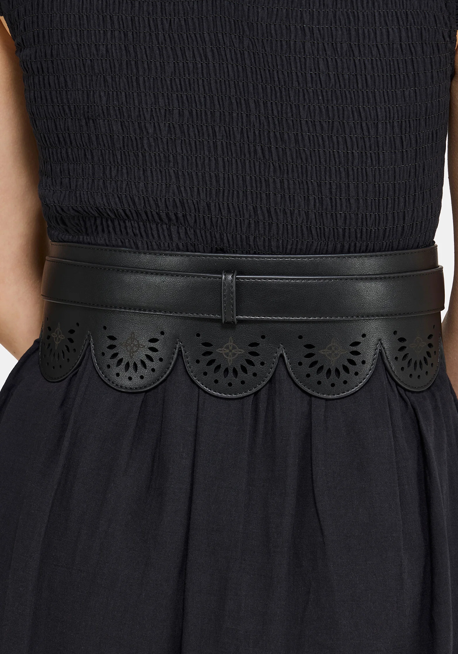 Atha Witches Knot Scallop Cut Out Waist Belt - Image 5