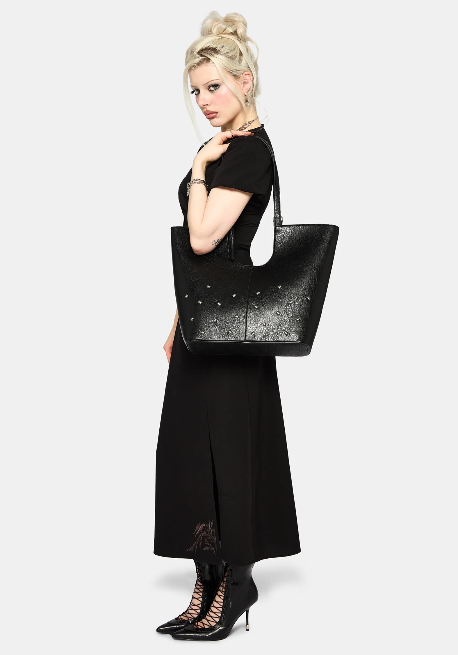 Aubrey Crow Skull Embroidered Twist Front Midi Dress - Image 4
