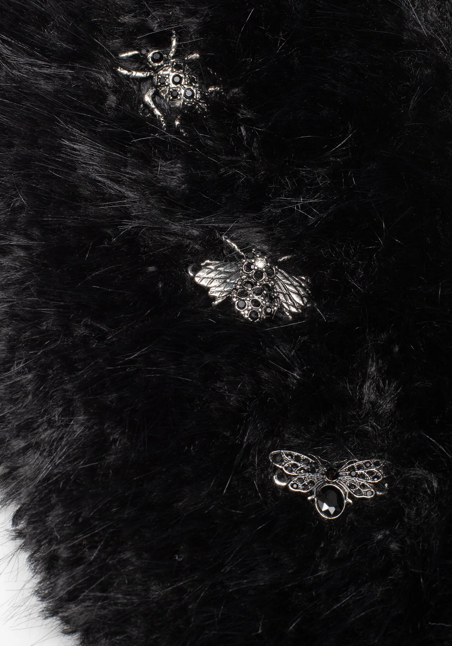 Aven Bug Faux Fur Scarf Collar - Image 2