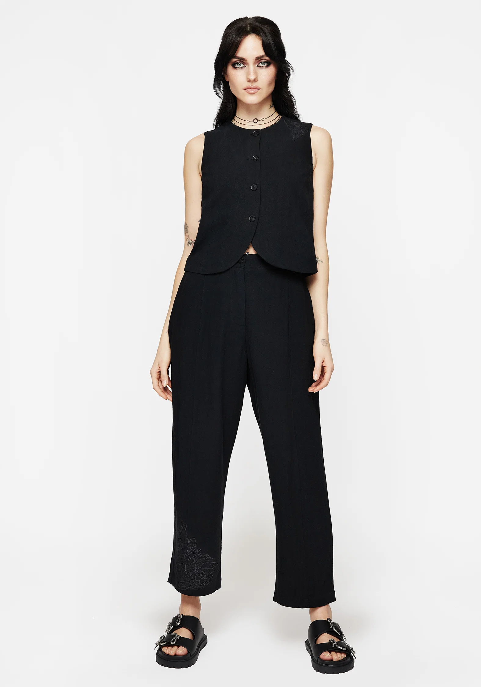 Aya Embroidered Linen Blend Button Front Waistcoat - Image 6