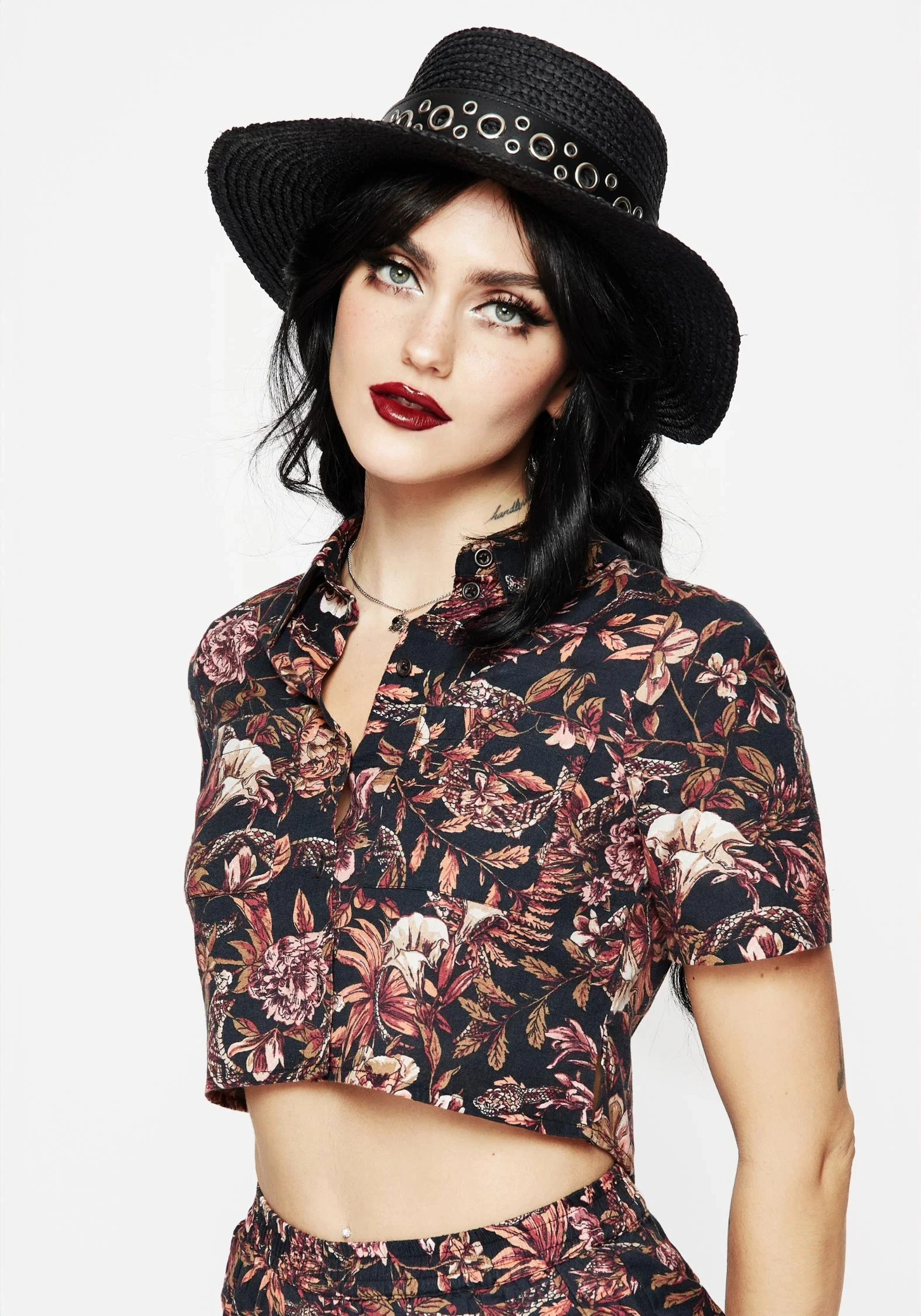 Bashe Cotton Floral Snake Print Short Sleeve Shirt - Image 7