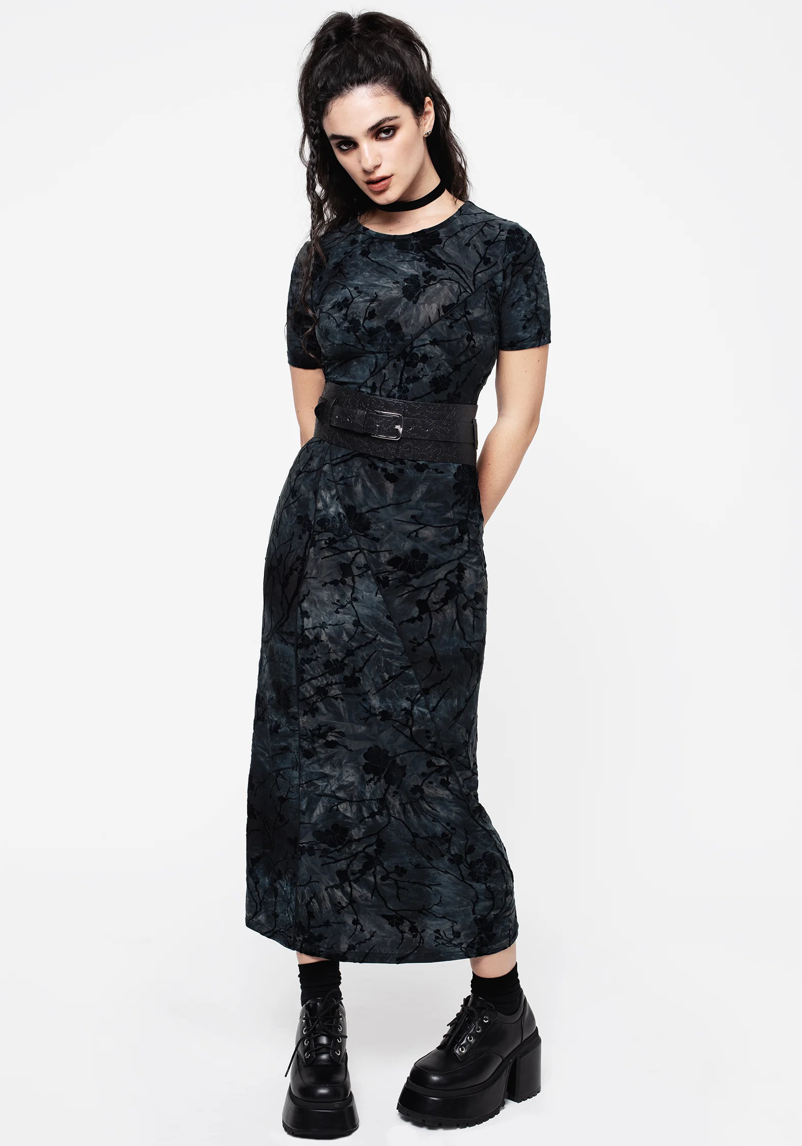 Bathory Floral Embossed Waist Belt - Image 7