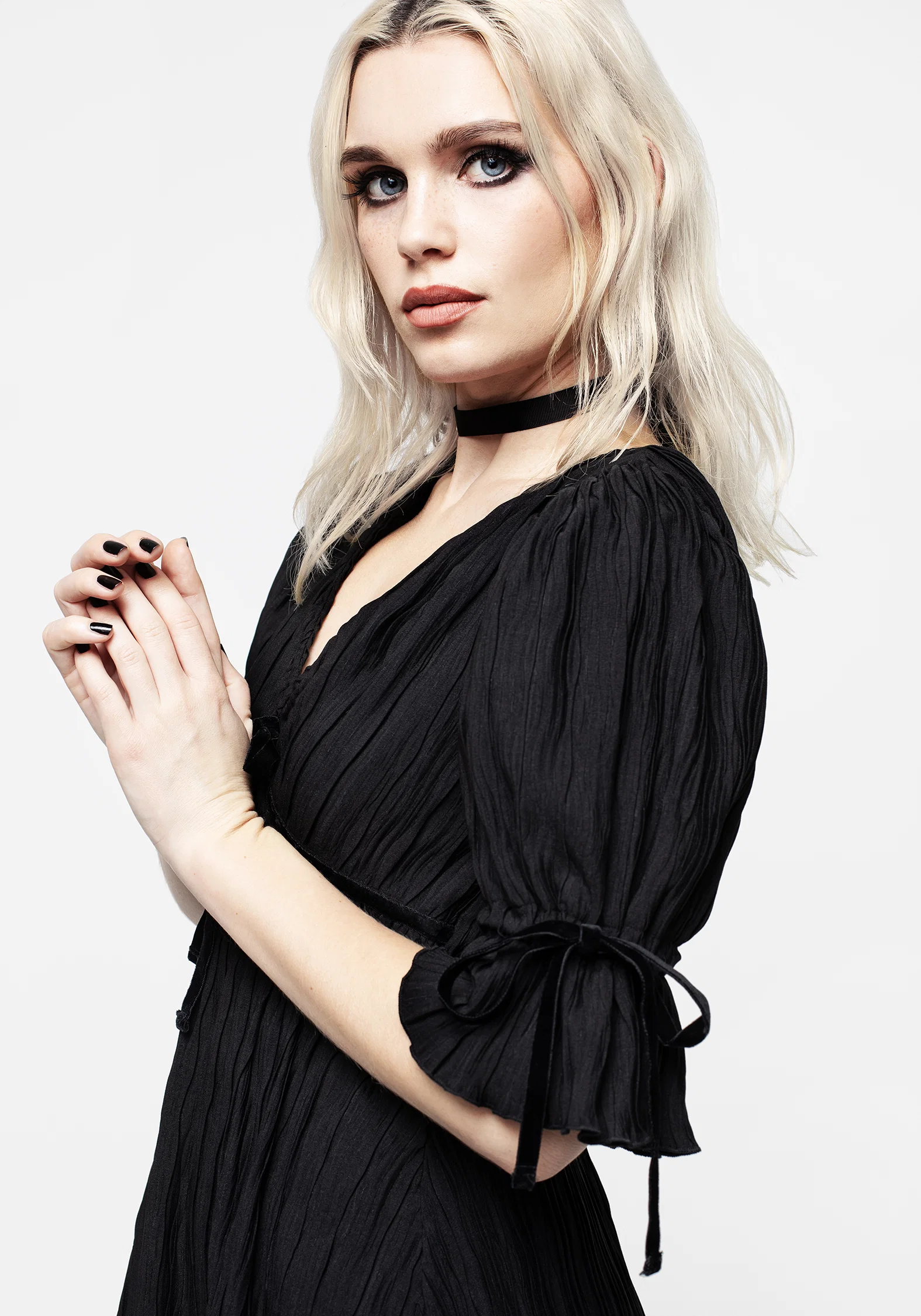 Belial Crinkle Velour Ribbon Midaxi Dress - Image 5