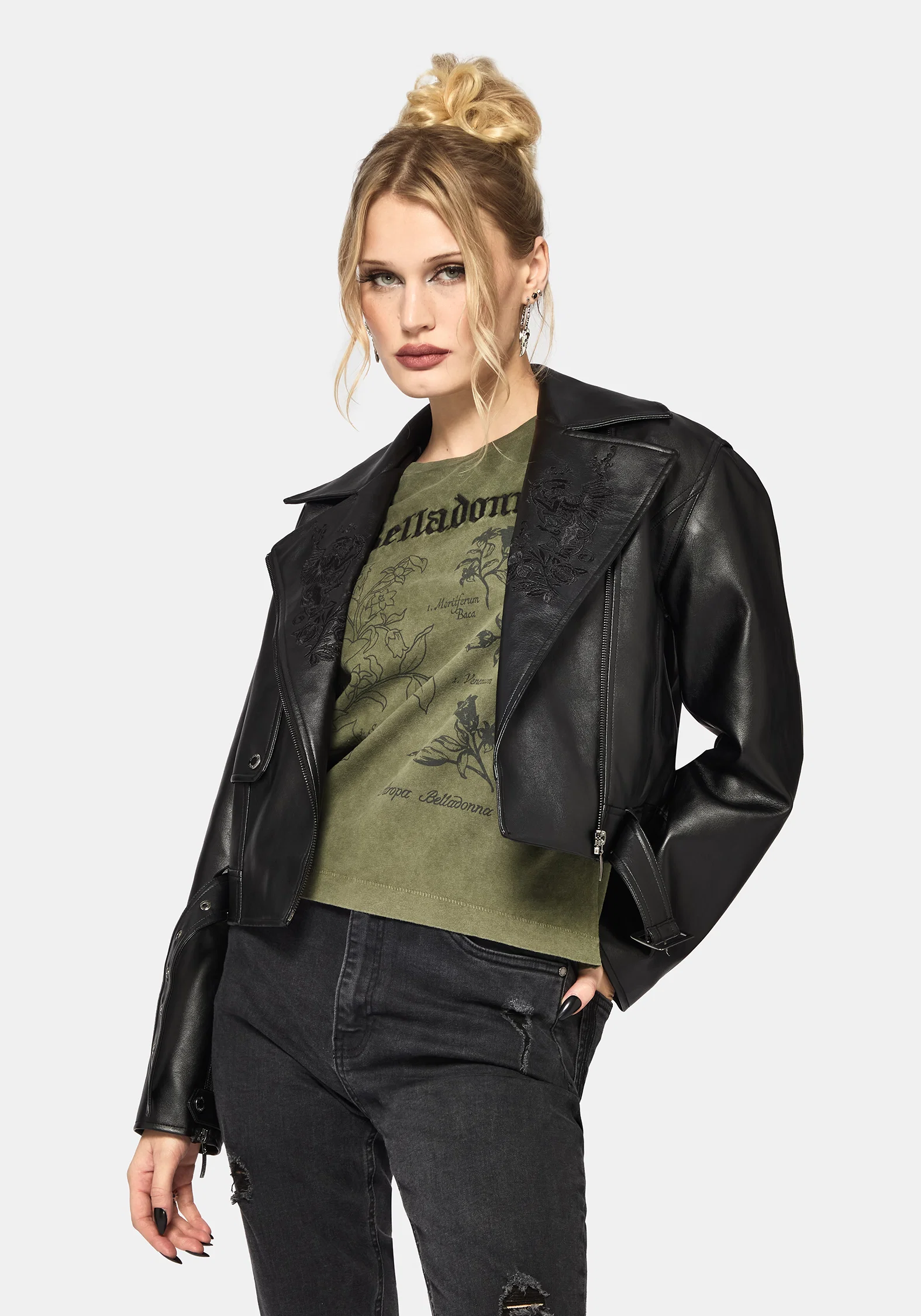 Belladonna Graphic Embroidered Regular Fit T-Shirt - Image 5