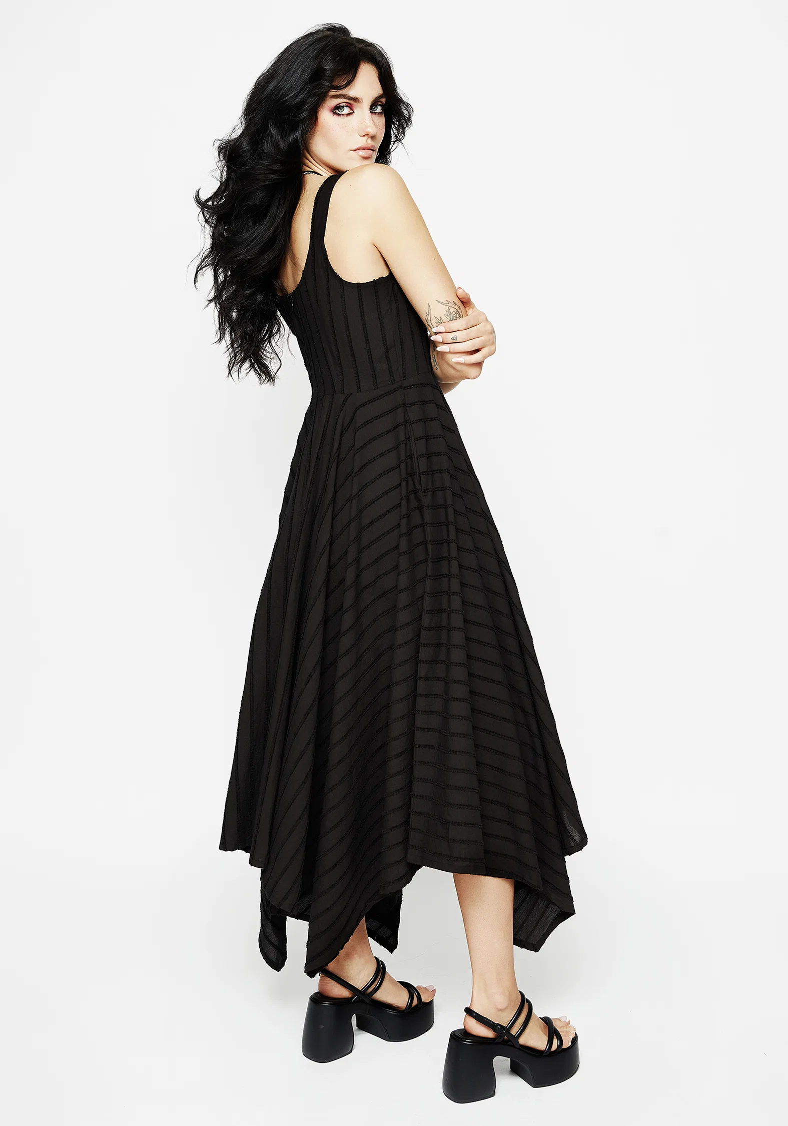 Blythe Handkerchief Hem Midaxi Dress - Image 3