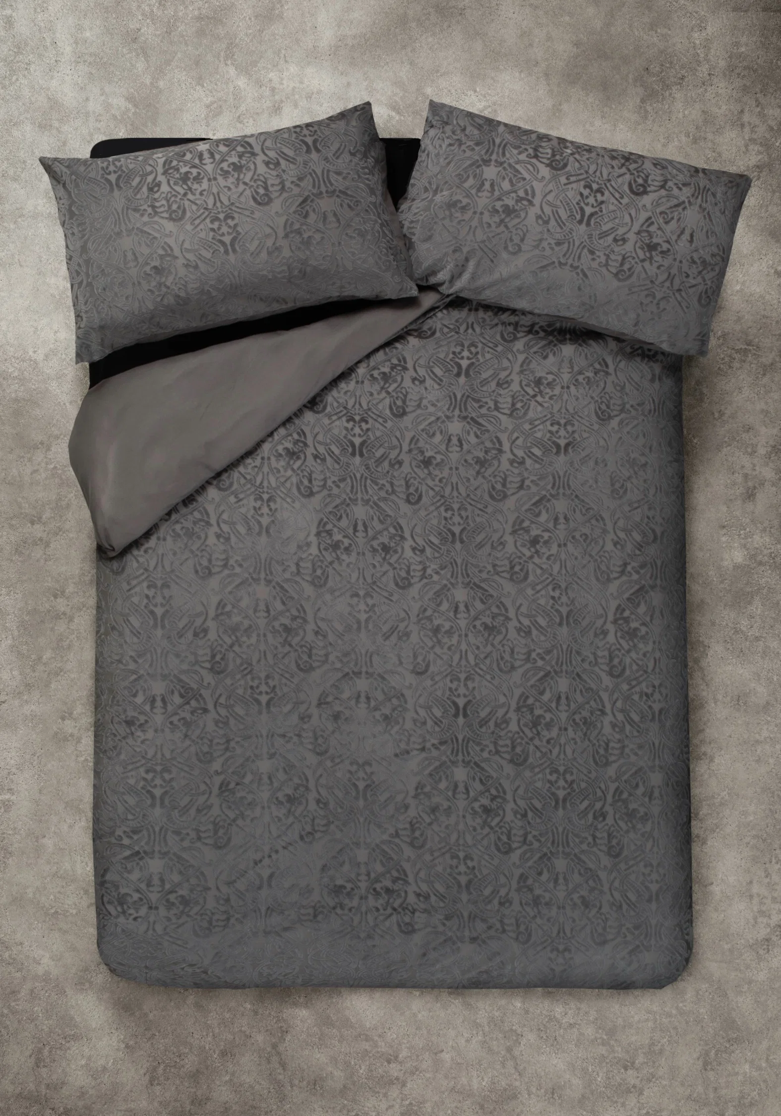 Branwyn Dragon Velvet Bedding (UK King) - Image 4