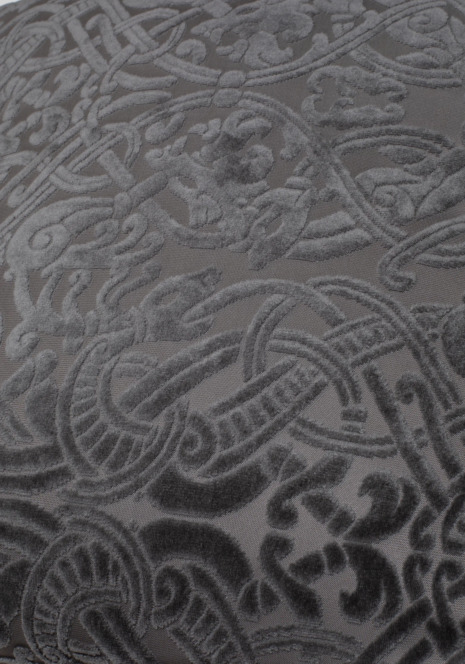 Branwyn Dragon Velvet Cushion - Image 3