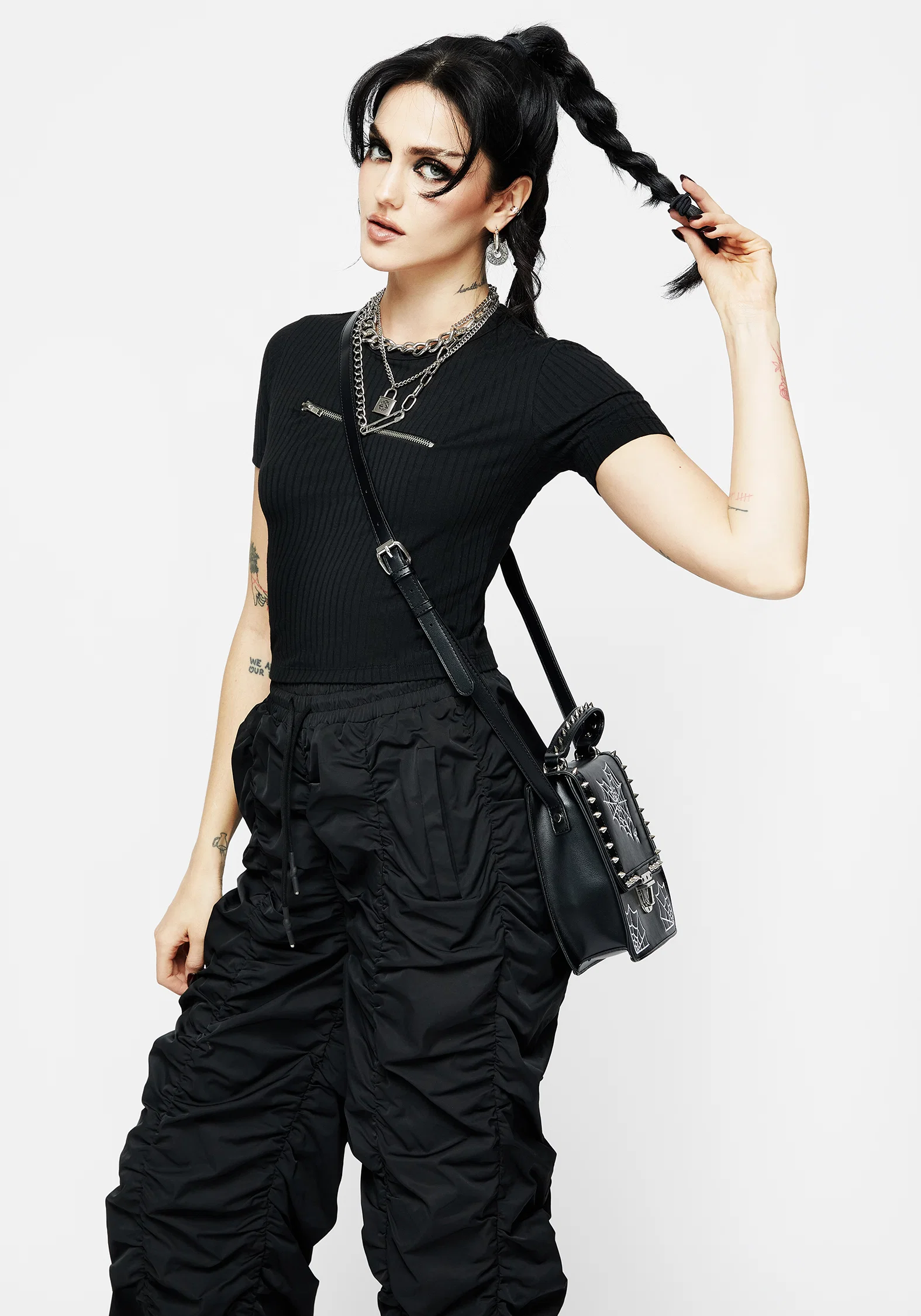 Catch Feelings Crossbody Satchel Bag - Black - Image 10