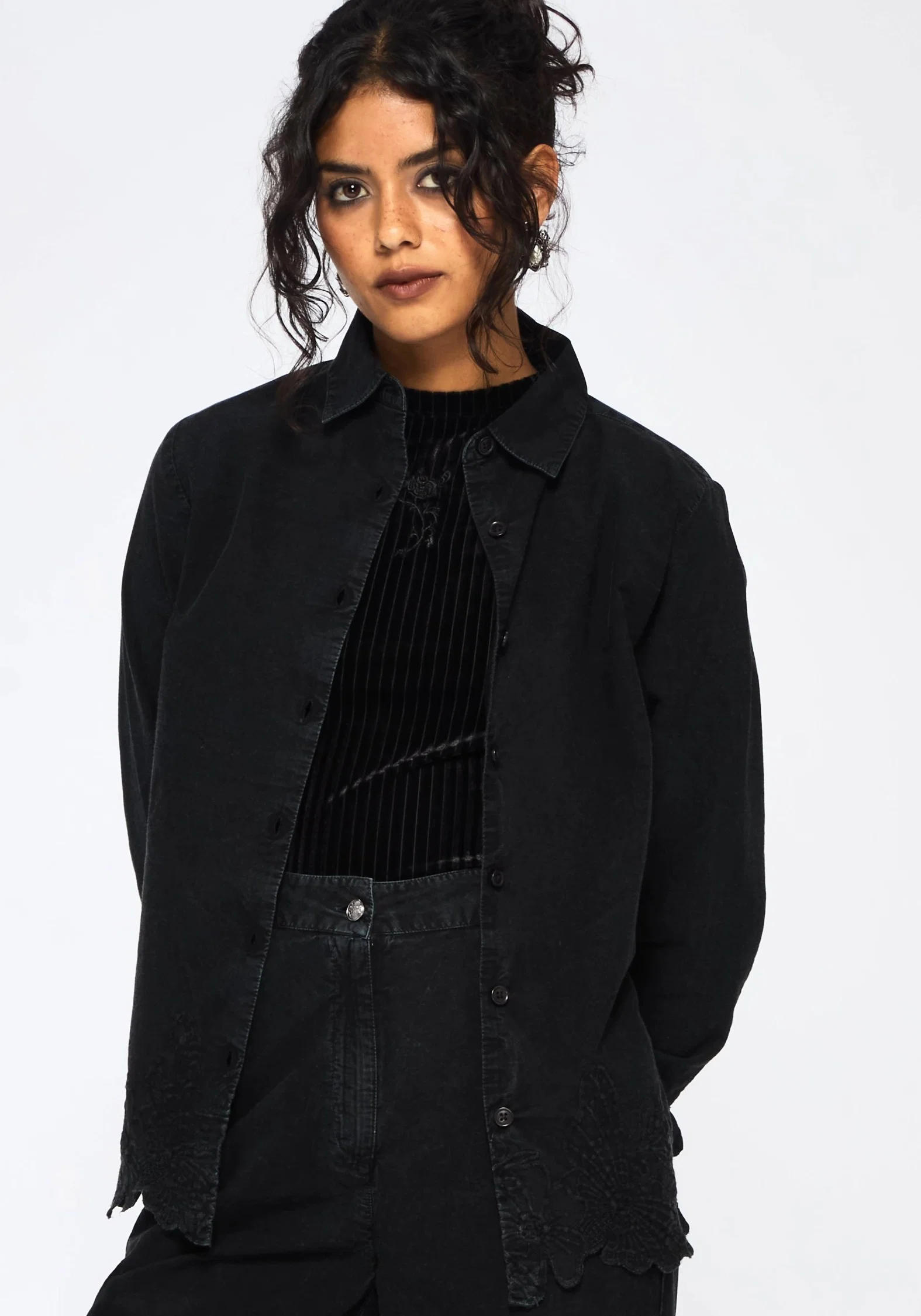 Ceres Cotton Moth Broderie Hem Shirt - Image 4