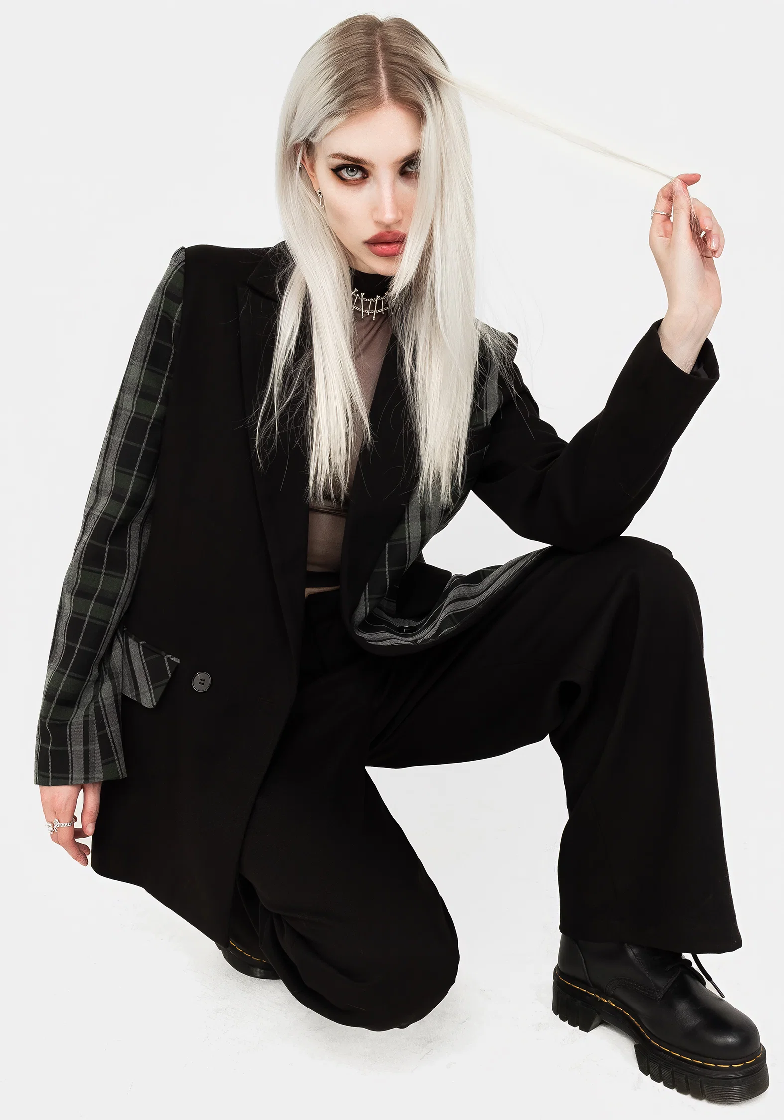Checkmate Spliced Oversized Blazer - Image 7