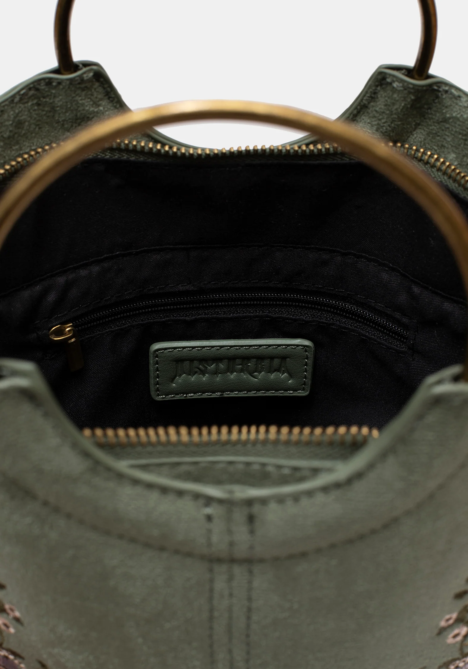Chlora Handle Embroidered Bag - Image 3