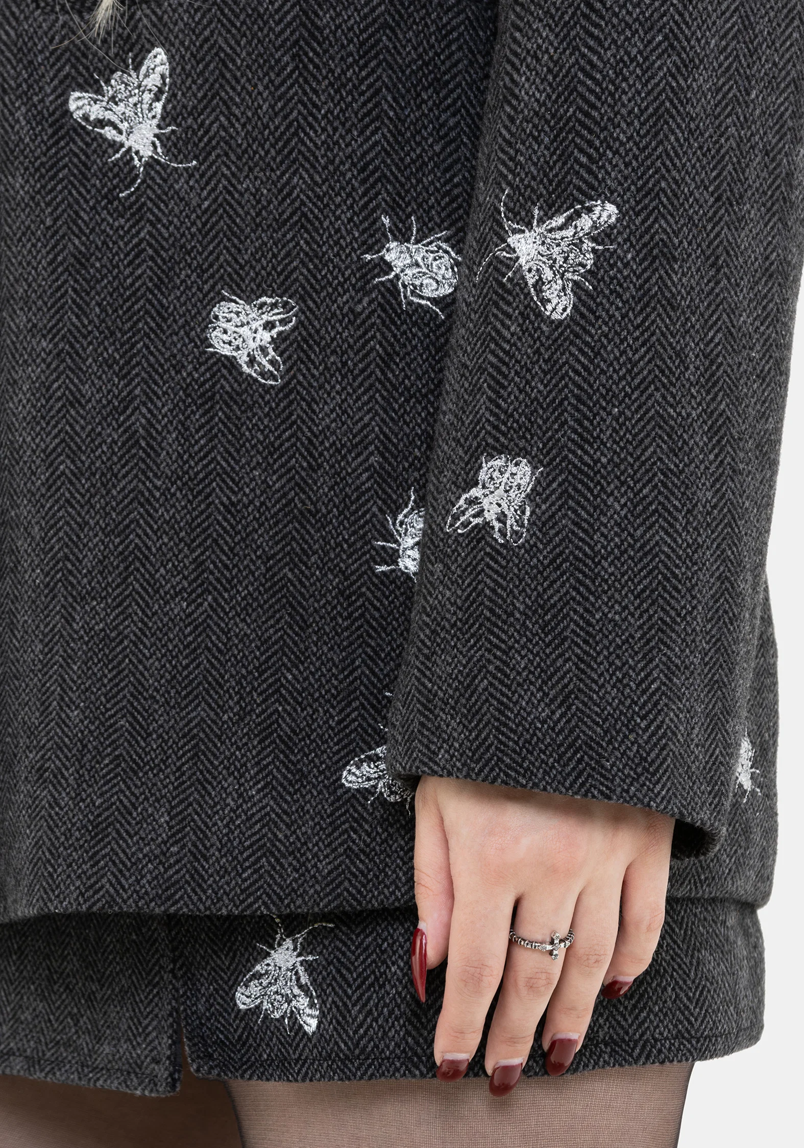 Chrysina Beetle Sequin Embellished Relaxed Blazer - Image 2