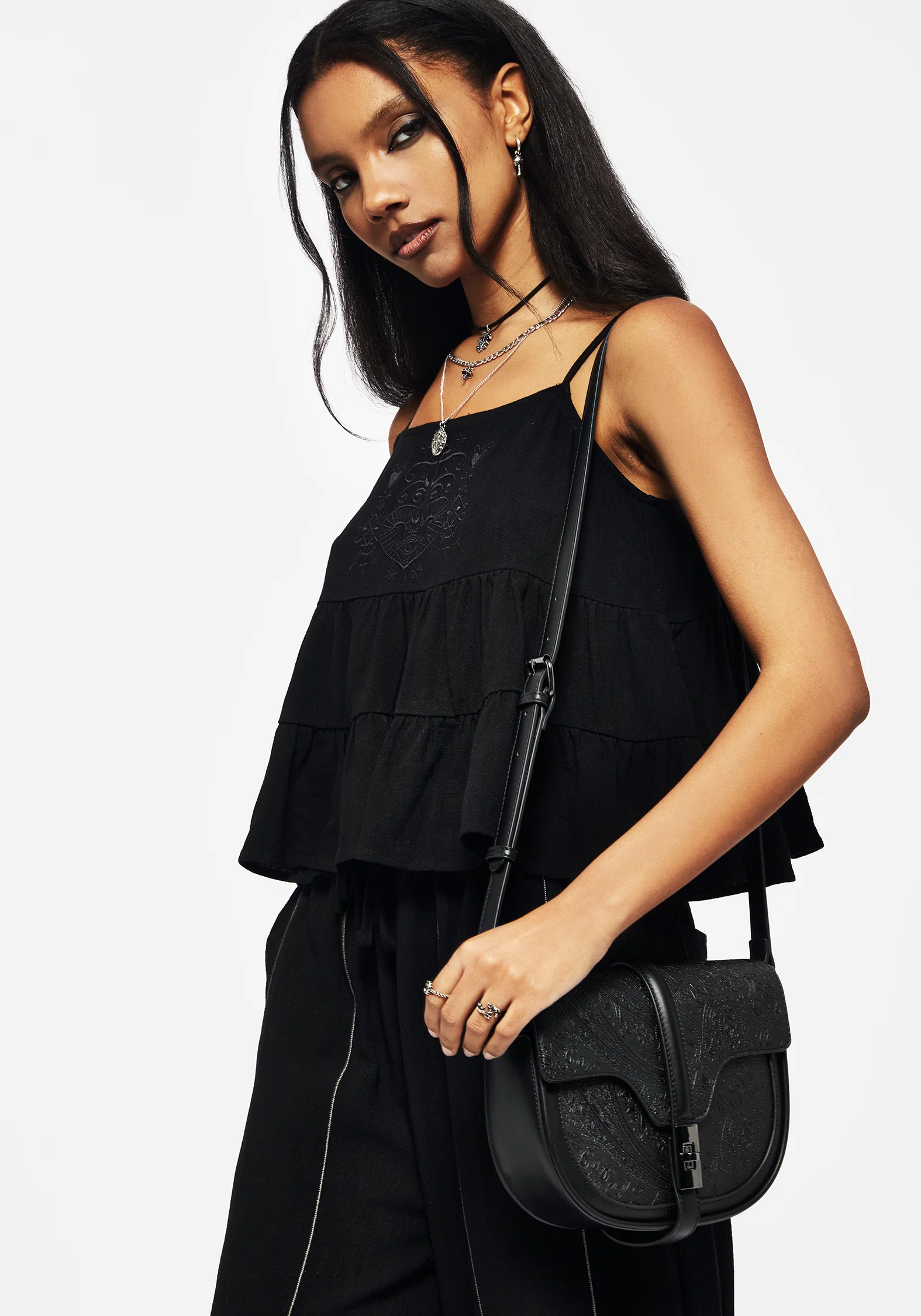Cordata Linen-Blend Embroidered Tiered Cami Top - Black - Image 5