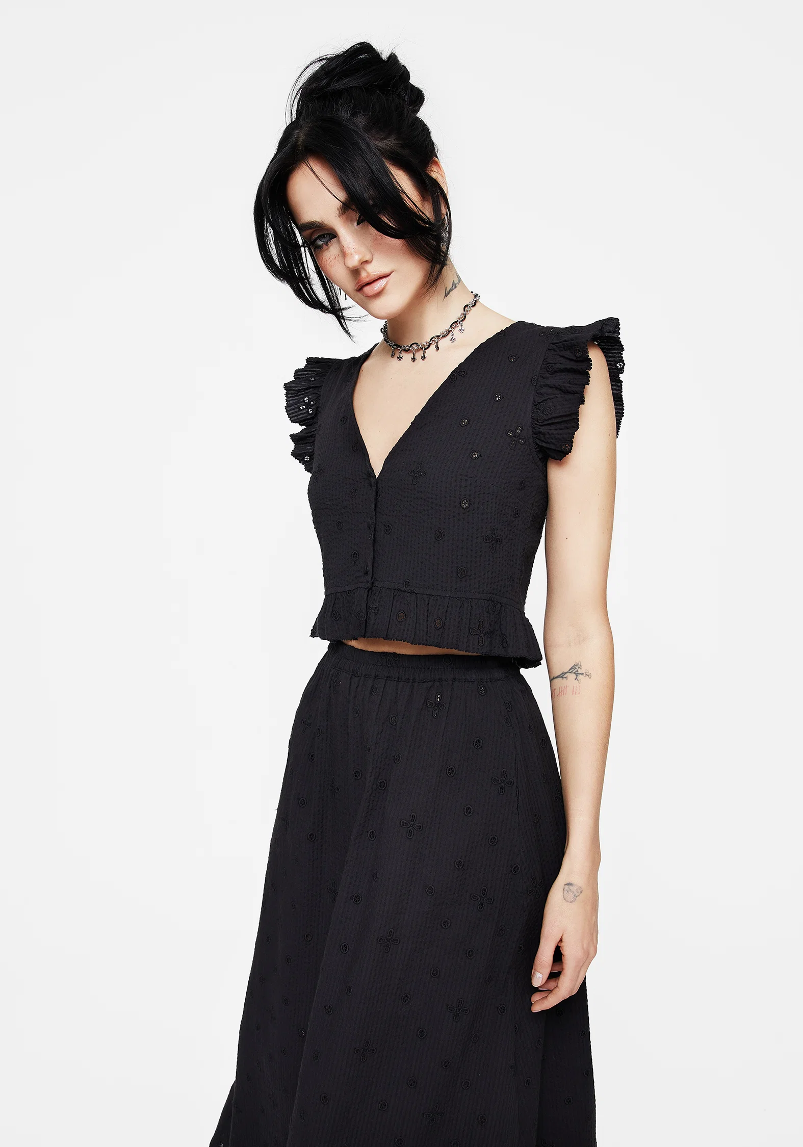 Crux Broderie Button Up Sleeveless Blouse Top - Image 5