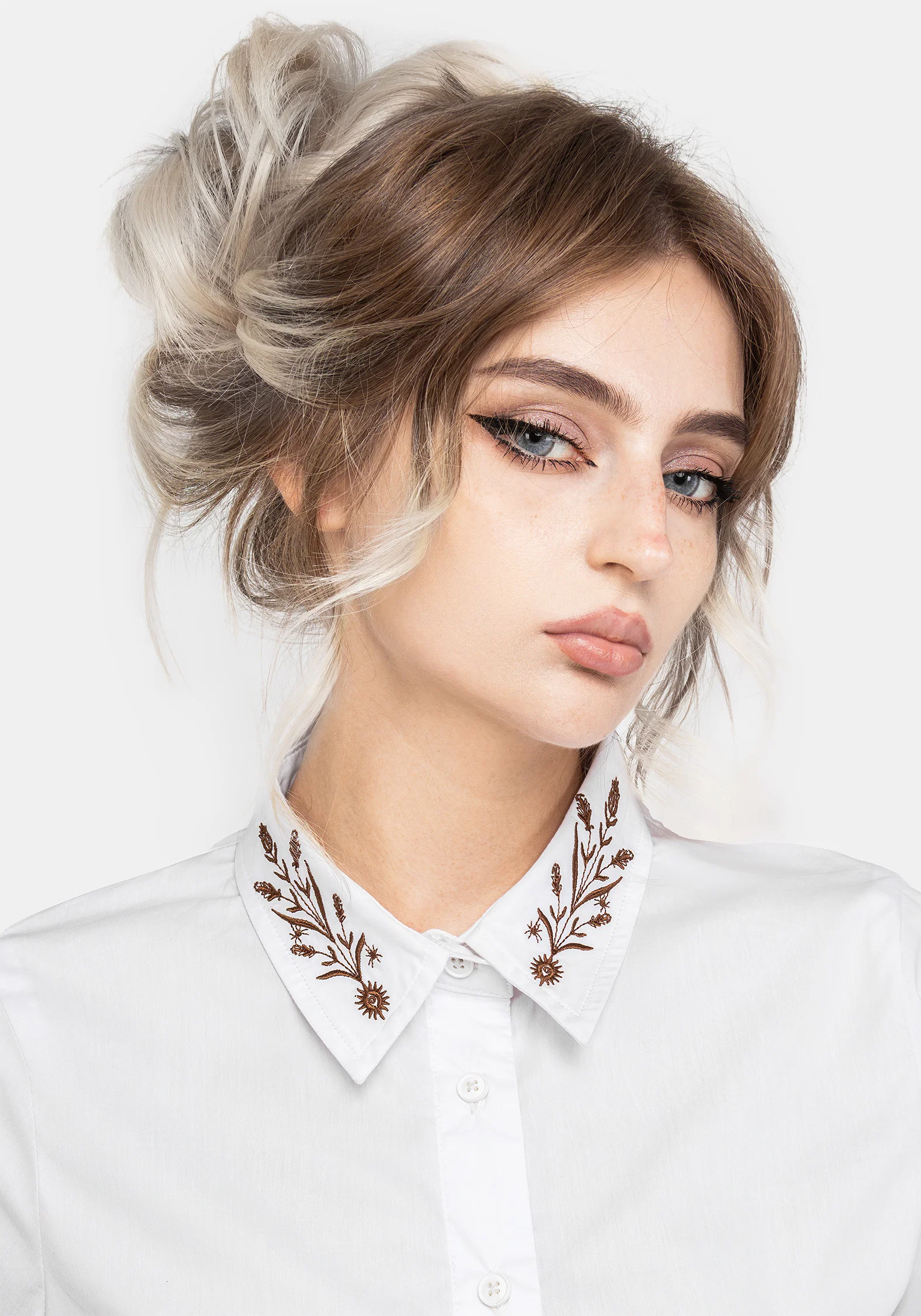 Cybele Embroidered Button Up Shirt - Image 2