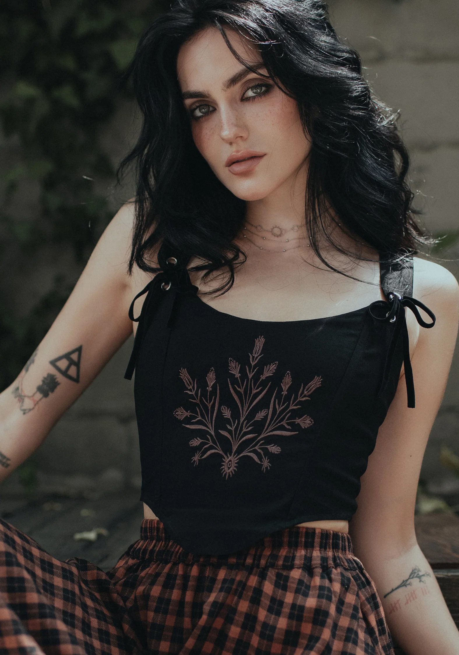 Cybele Embroidered Crop Corset Top - Image 11