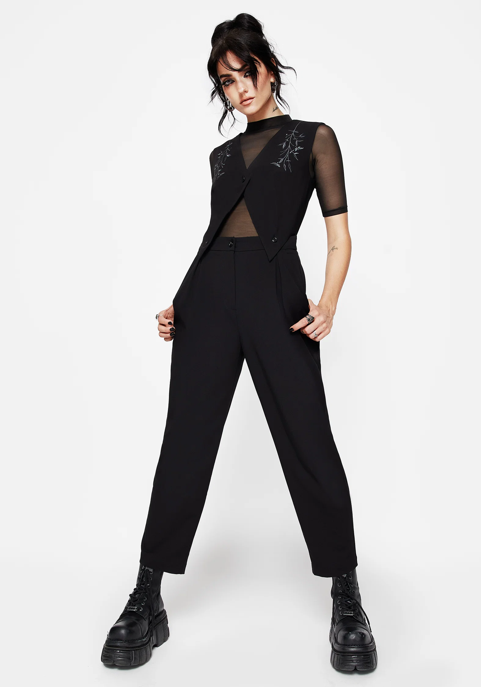 Damona Tailored Waistcoat and Trouser Set - Image 4