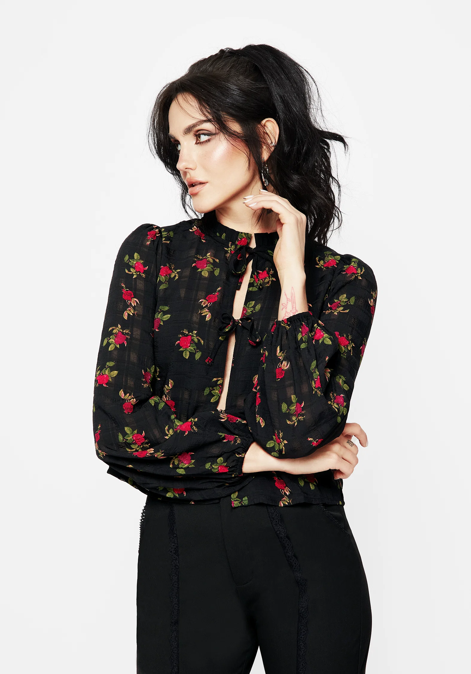 Darcey Floral Print Chiffon Tie-Front Blouse - Image 5