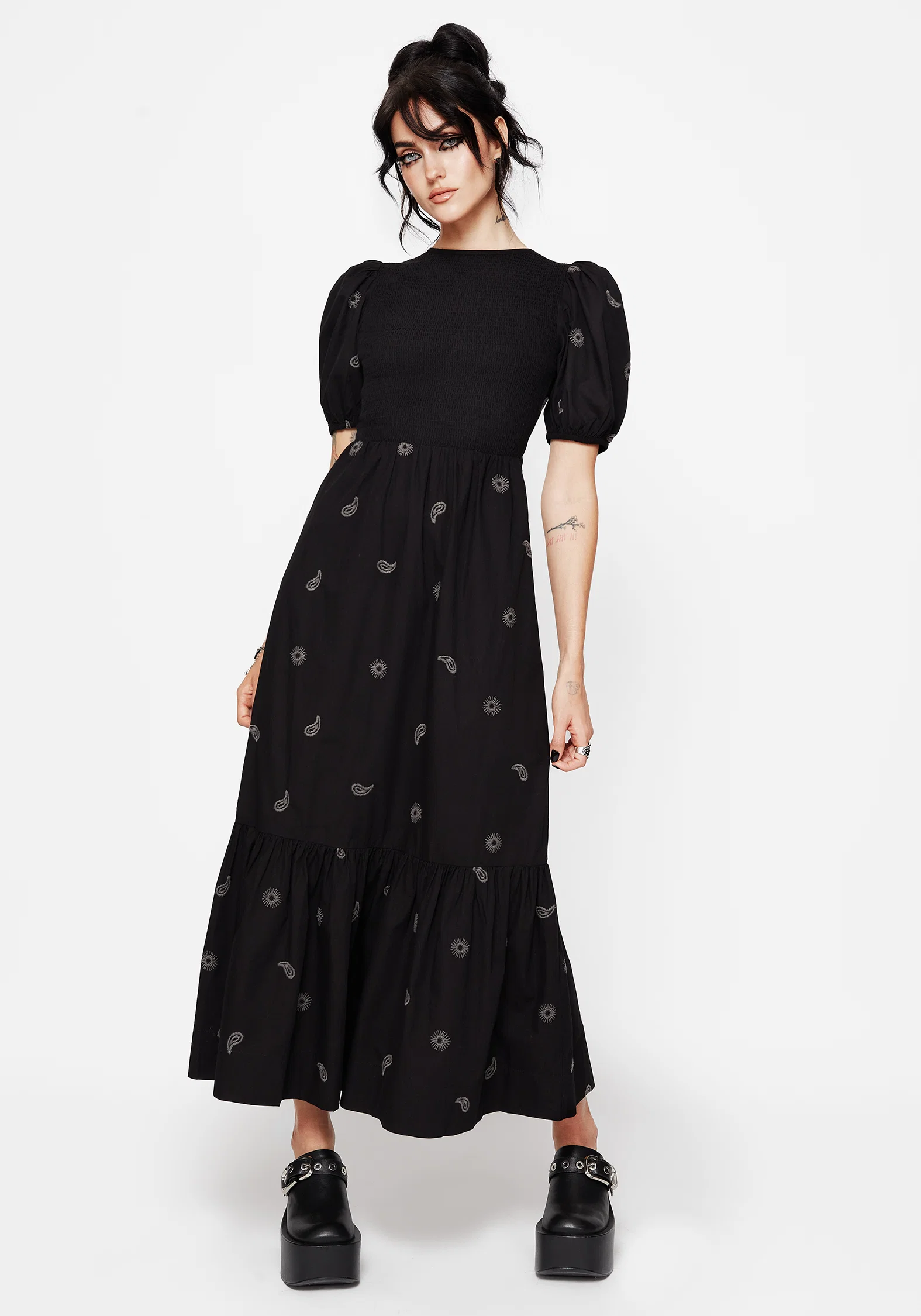 Dawn Sun Embroidered Tiered Maxi Dress - Image 5