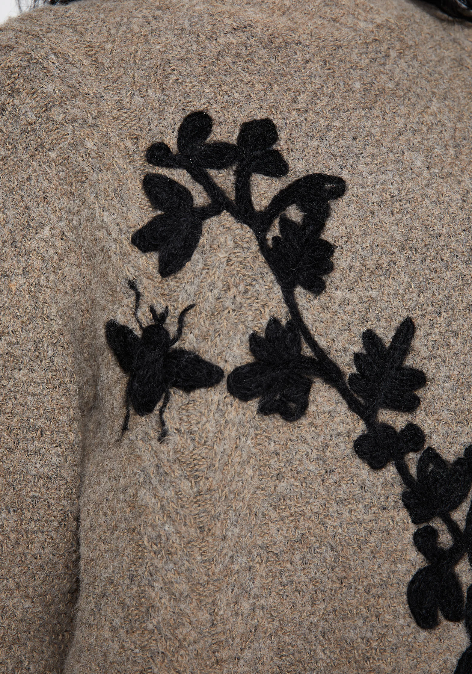 Deathwatch Floral Beetle Knit Jumper - Image 2