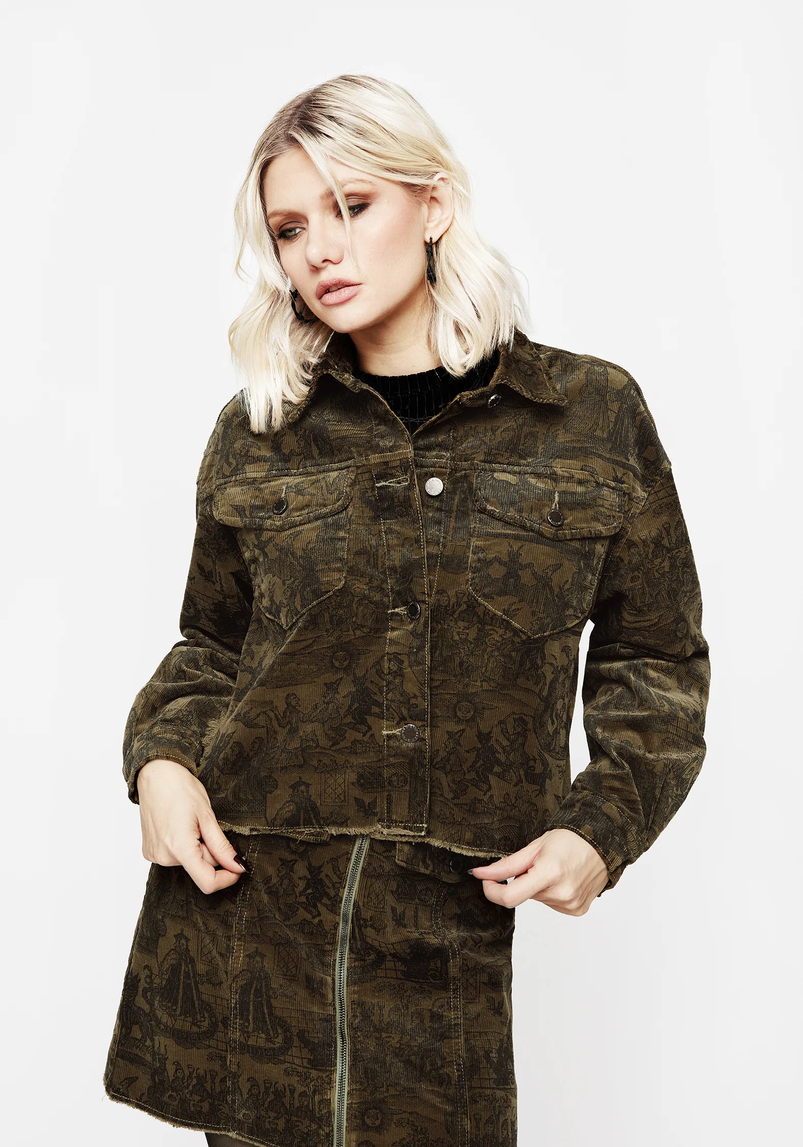 Diabolical Cord Woodcut Print Crop Shacket - Image 7