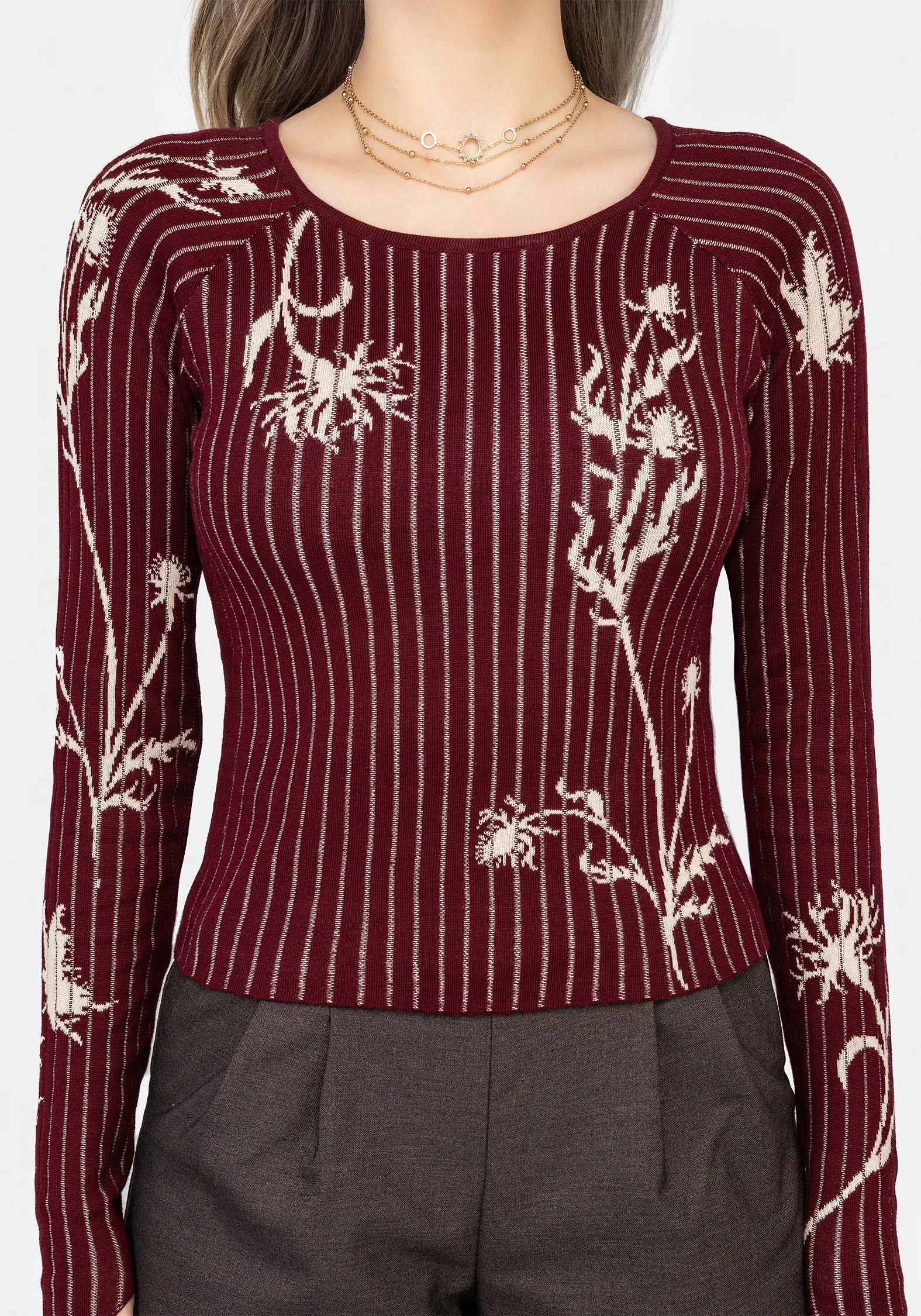 Diastella Floral Jacquard Rib Knit Raglan Sleeve Top - Red - Image 2