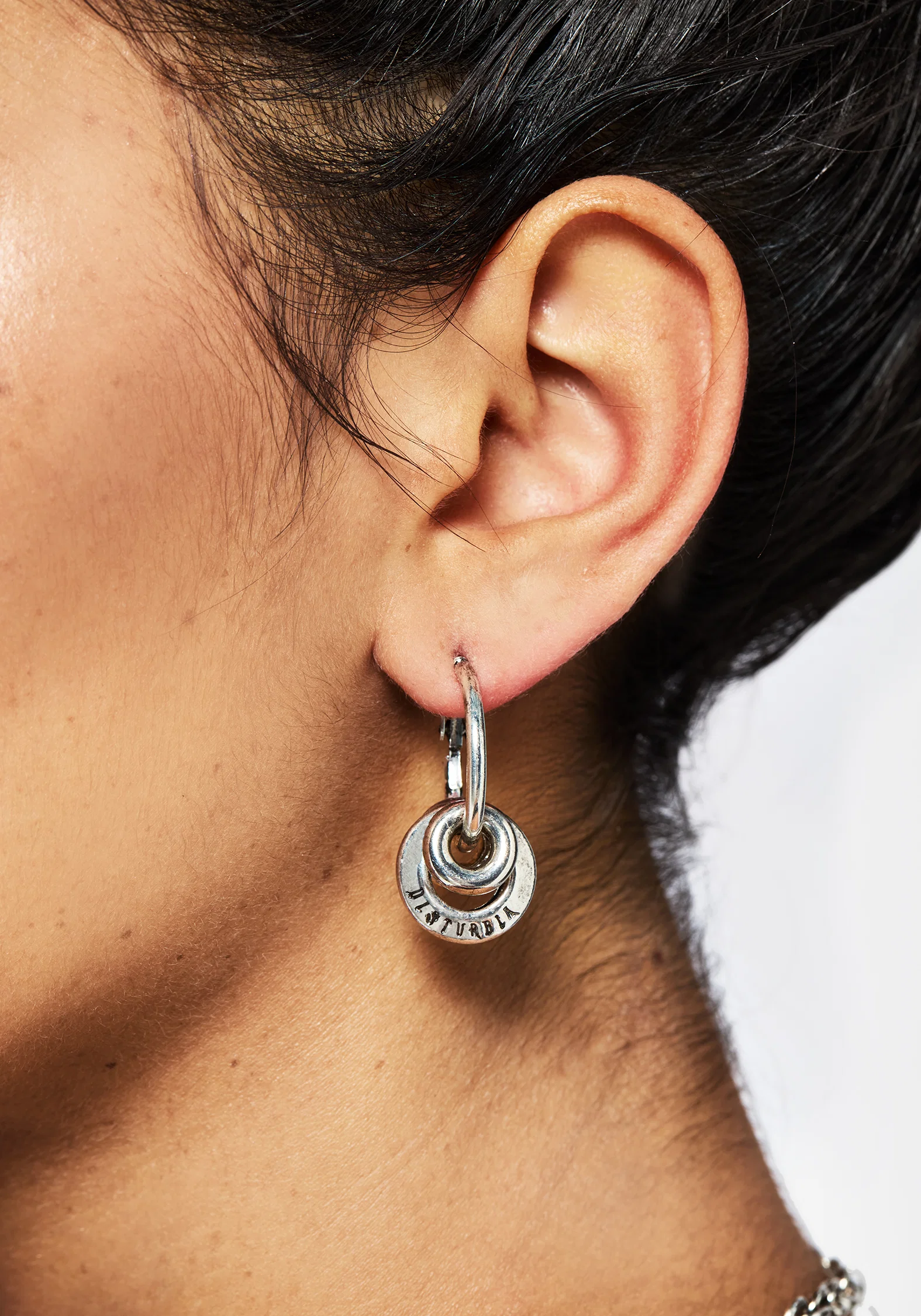 Disturbia Ring Hoop Earrings - Image 3
