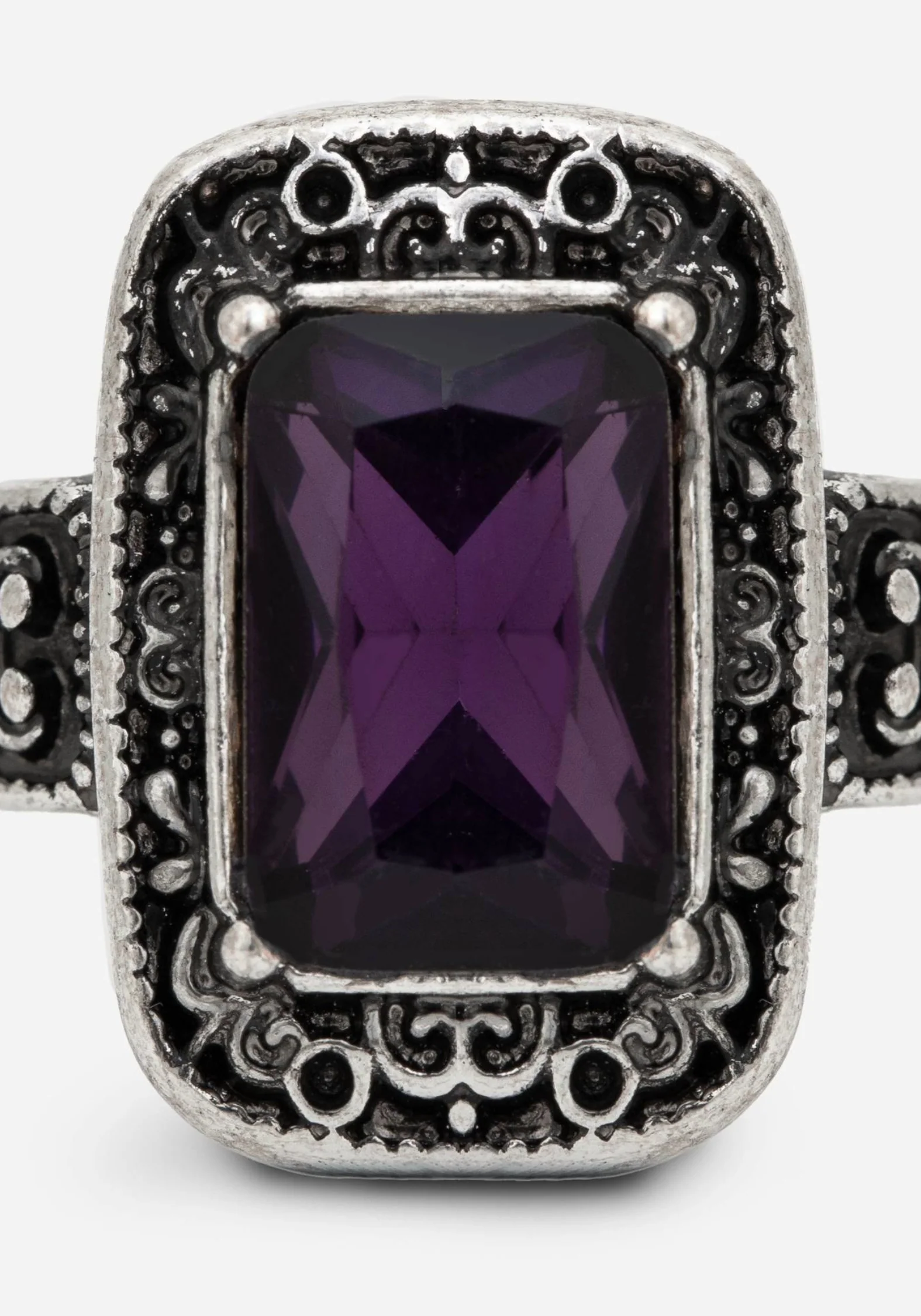 Domra Vintage Ring - Image 3
