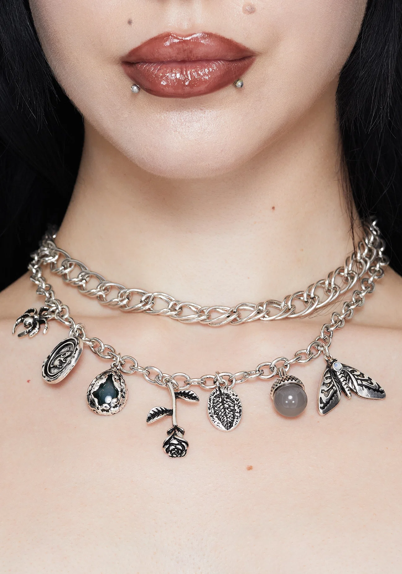 Draven Rat & Spider Charm Necklace - Image 3