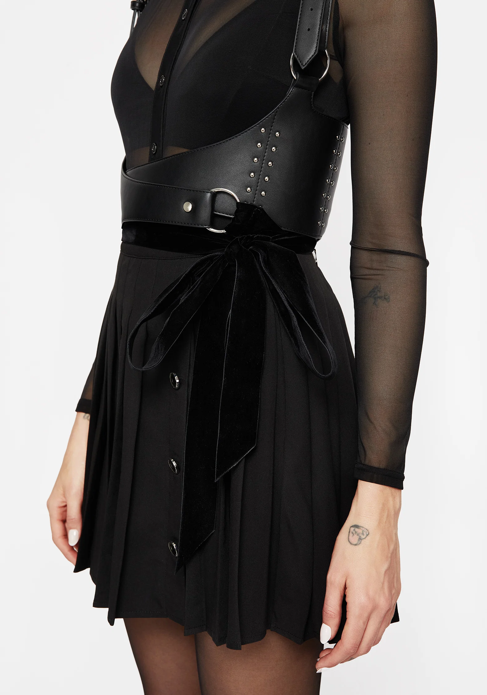 Dungeon Studded Leather Wrap Harness - Image 2