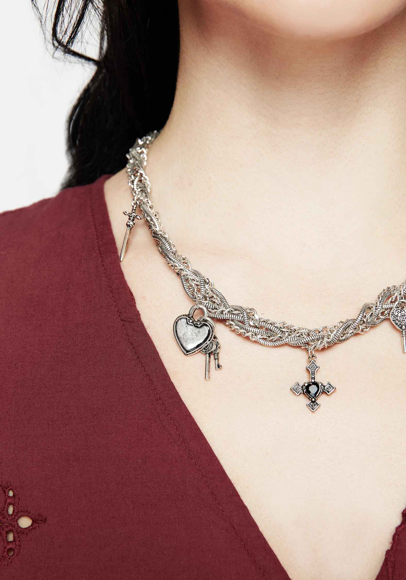 Eilir Twisted Vintage Charm Necklace - Image 5