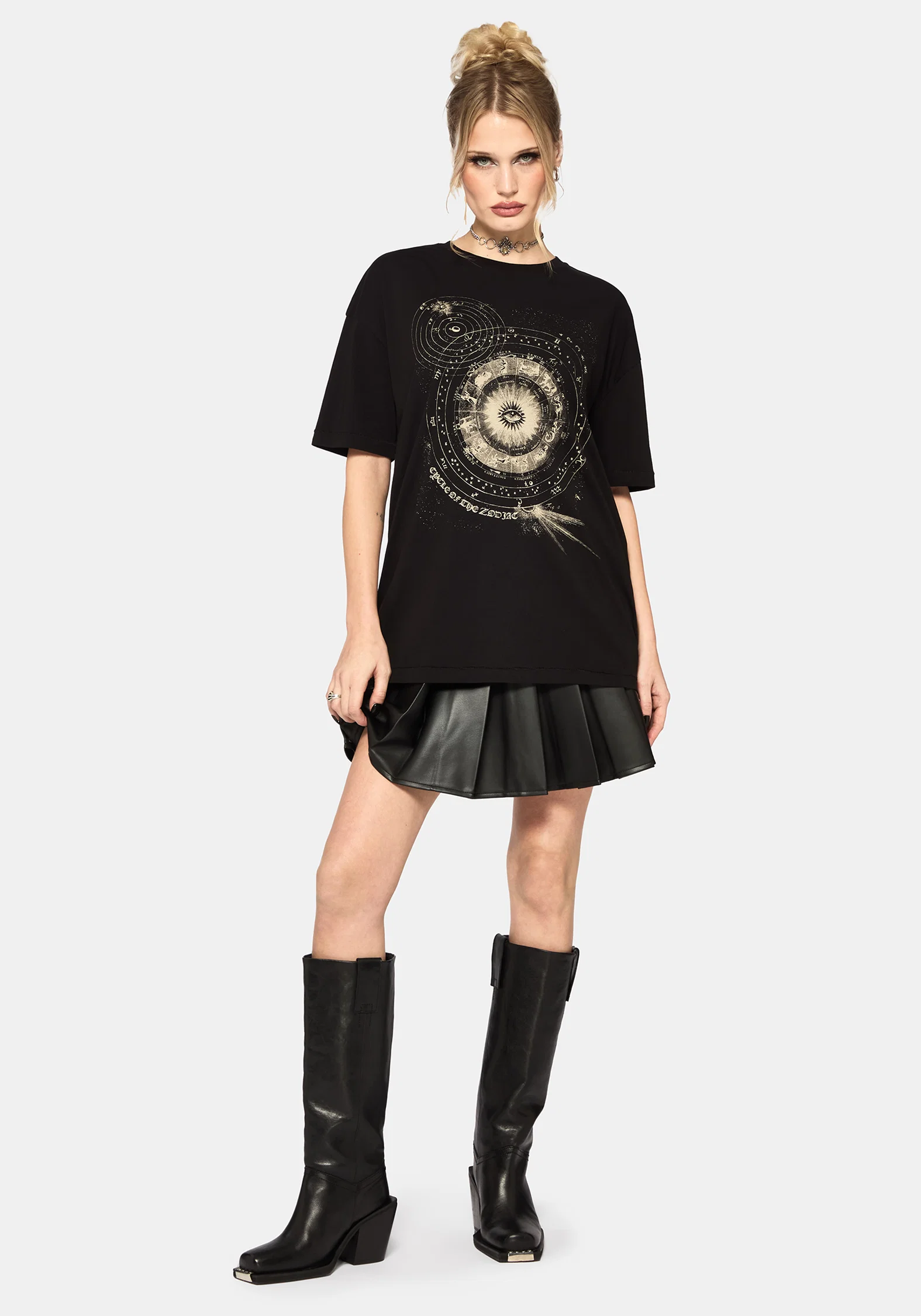 Elise Zodiac Celestial Print Oversized T-Shirt - Image 4