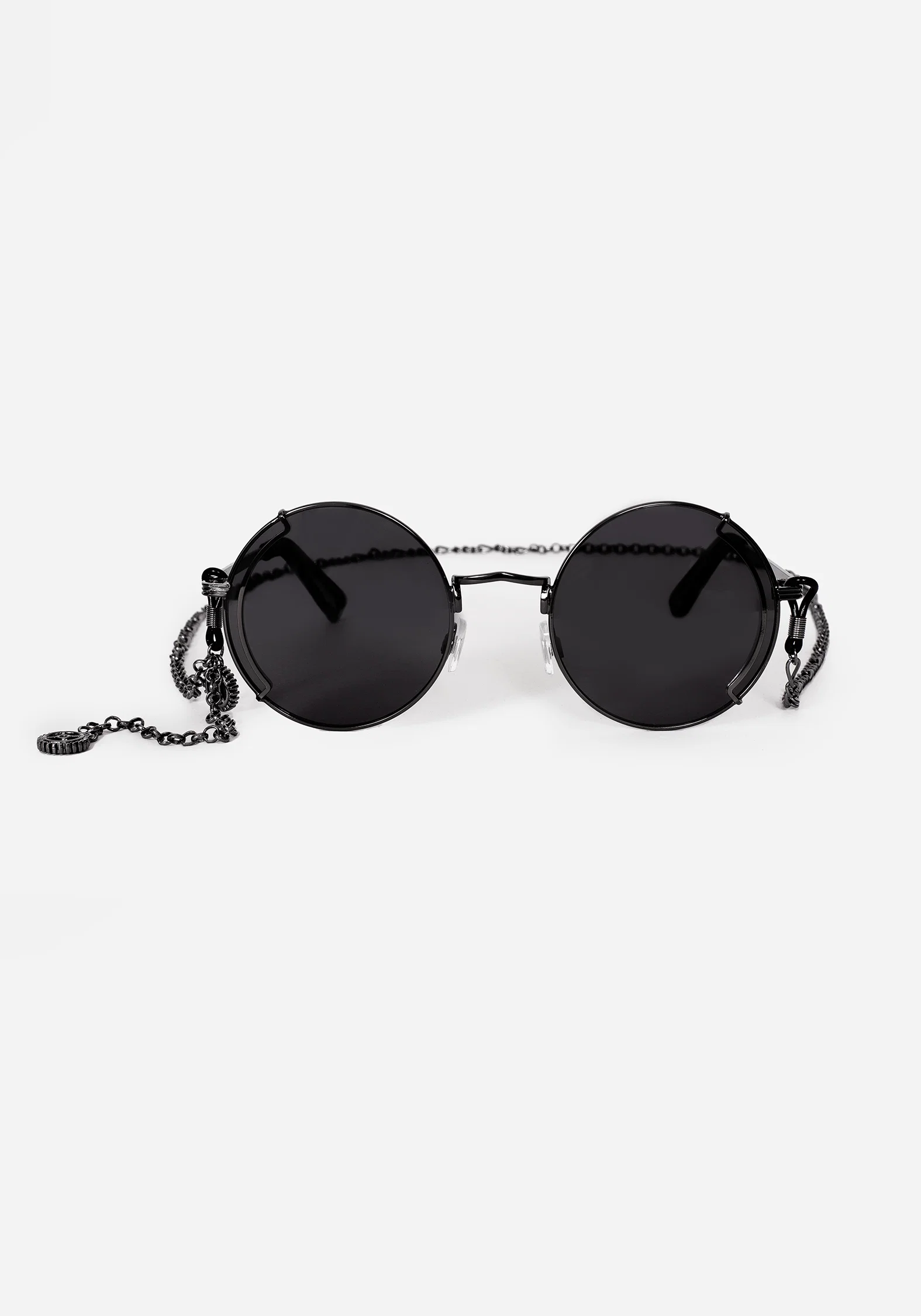 Emilie Round Sunglasses with Chain - Image 6