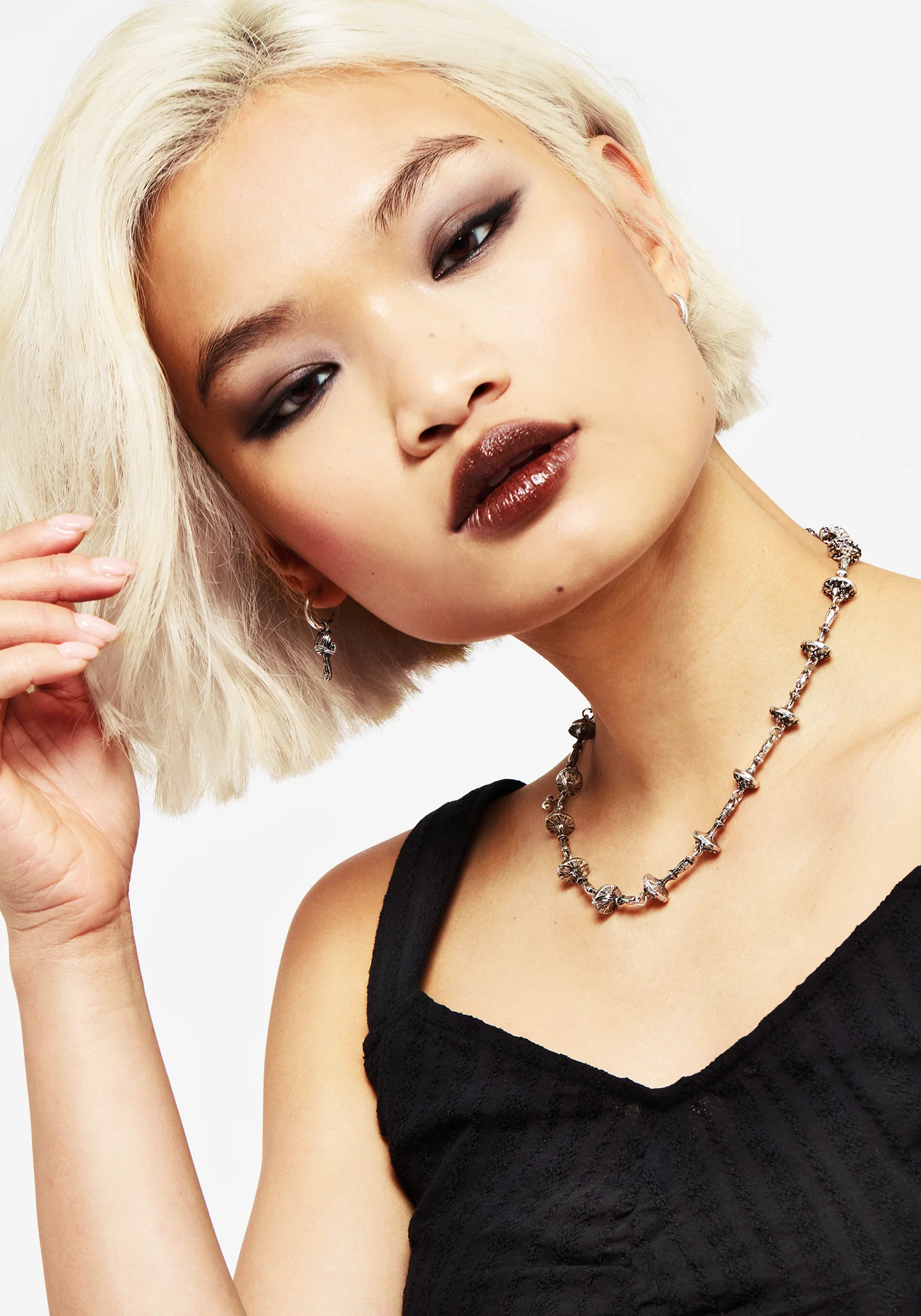 Fabula Linked Charm Necklace - Image 4