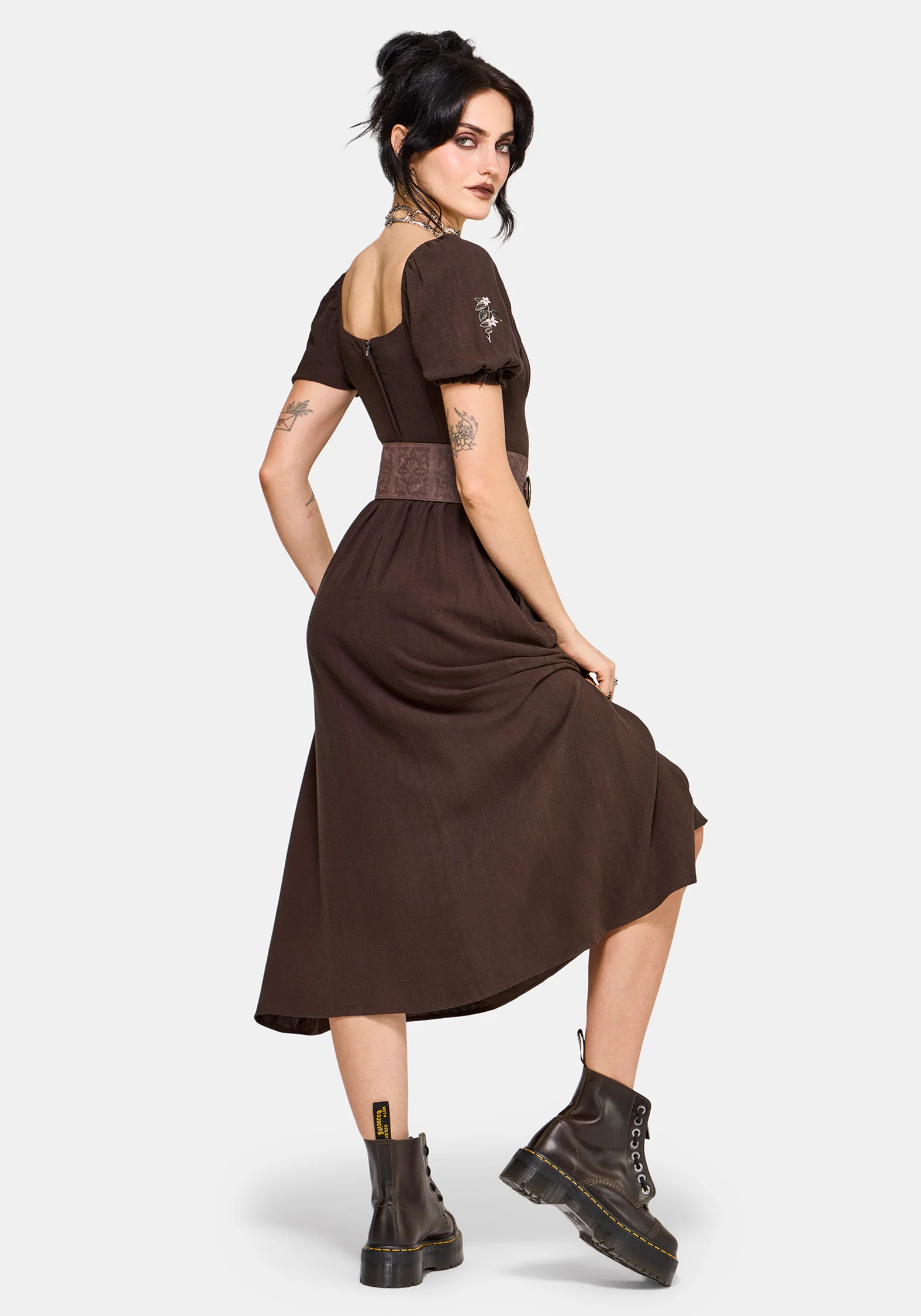 Faela Fairy Embroidered Milkmaid Ruched Midi Dress - Image 3