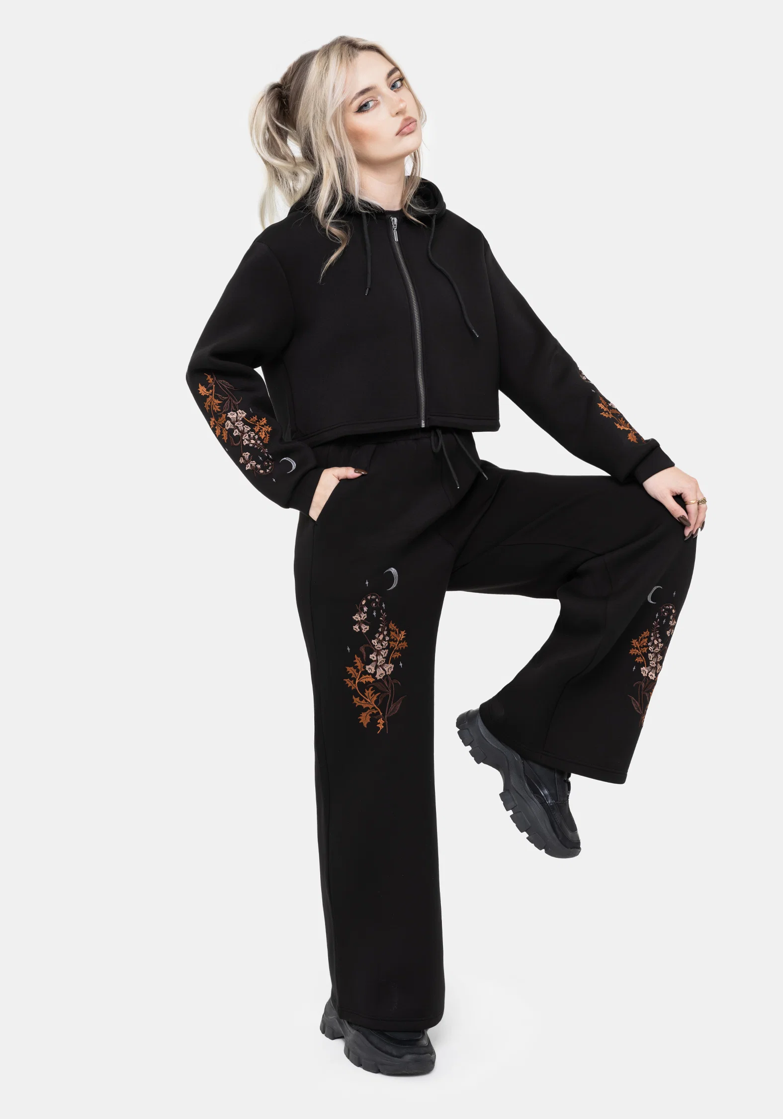Foxglove Embroidered Straight Leg Jogger - Image 5