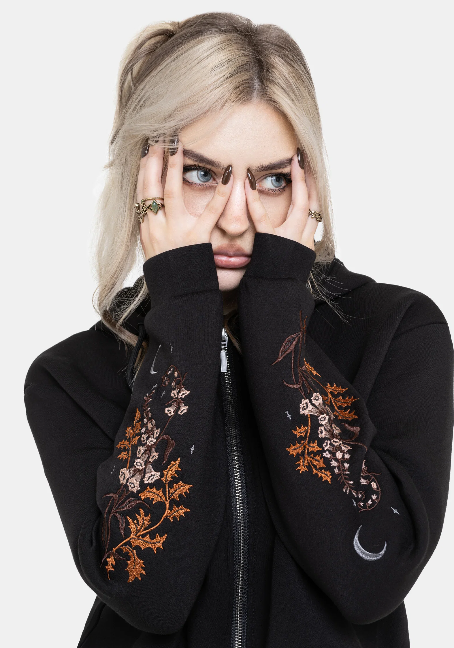 Foxglove Embroidered Zip Up Cropped Hoodie - Image 2