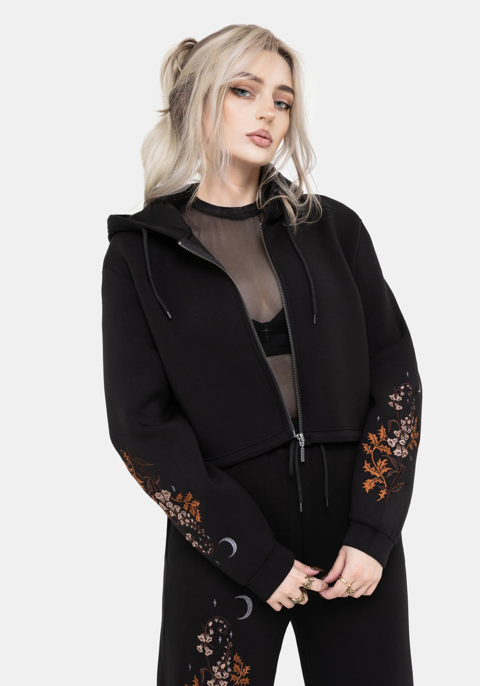 Foxglove Embroidered Zip Up Cropped Hoodie - Image 4