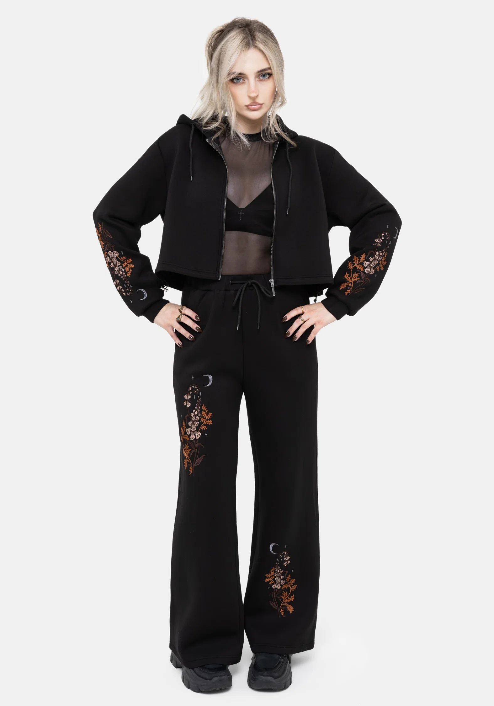Foxglove Embroidered Zip Up Cropped Hoodie - Image 7