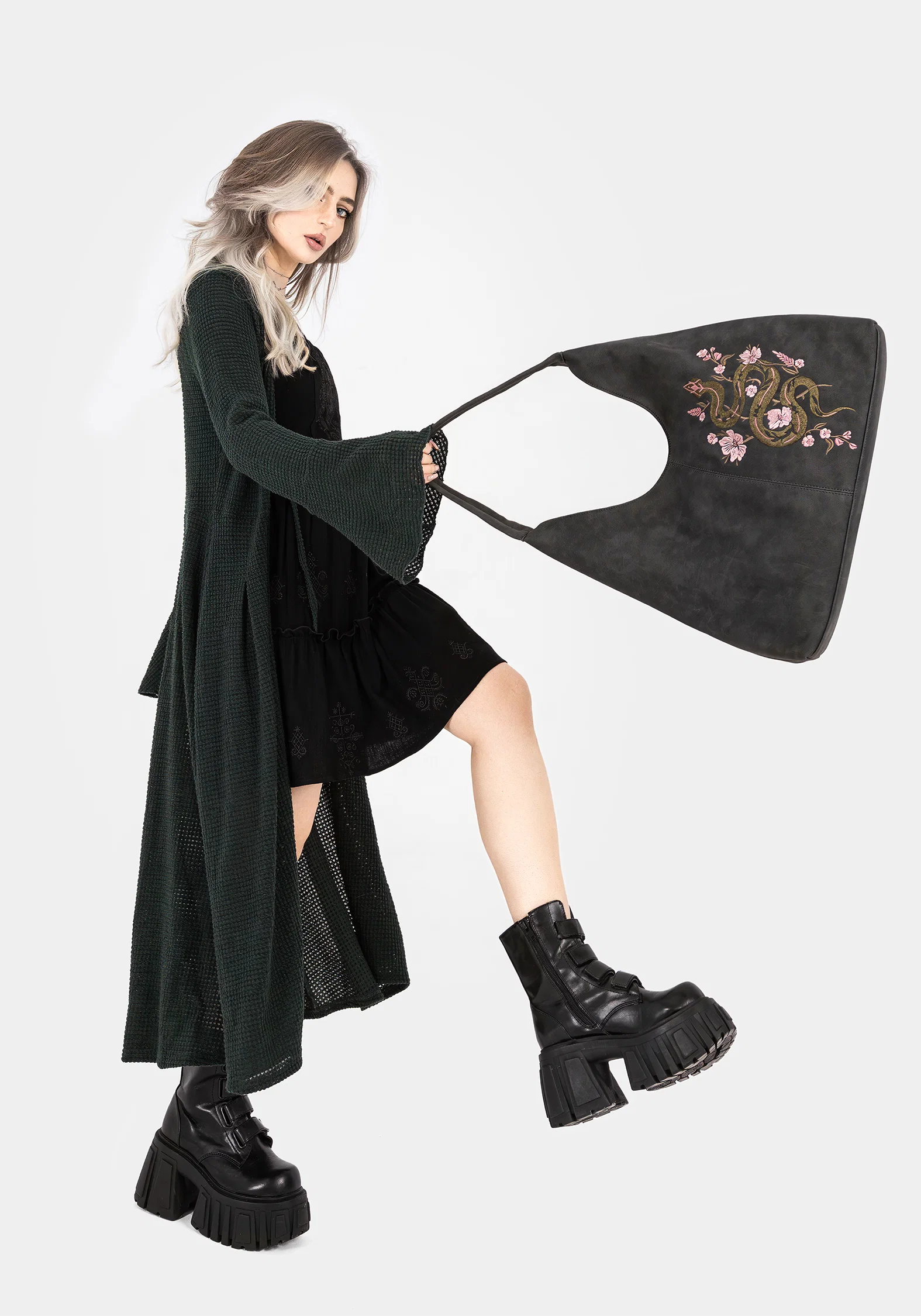 Gorgon Snake Embroidered Faux Suede Tote Bag - Image 9