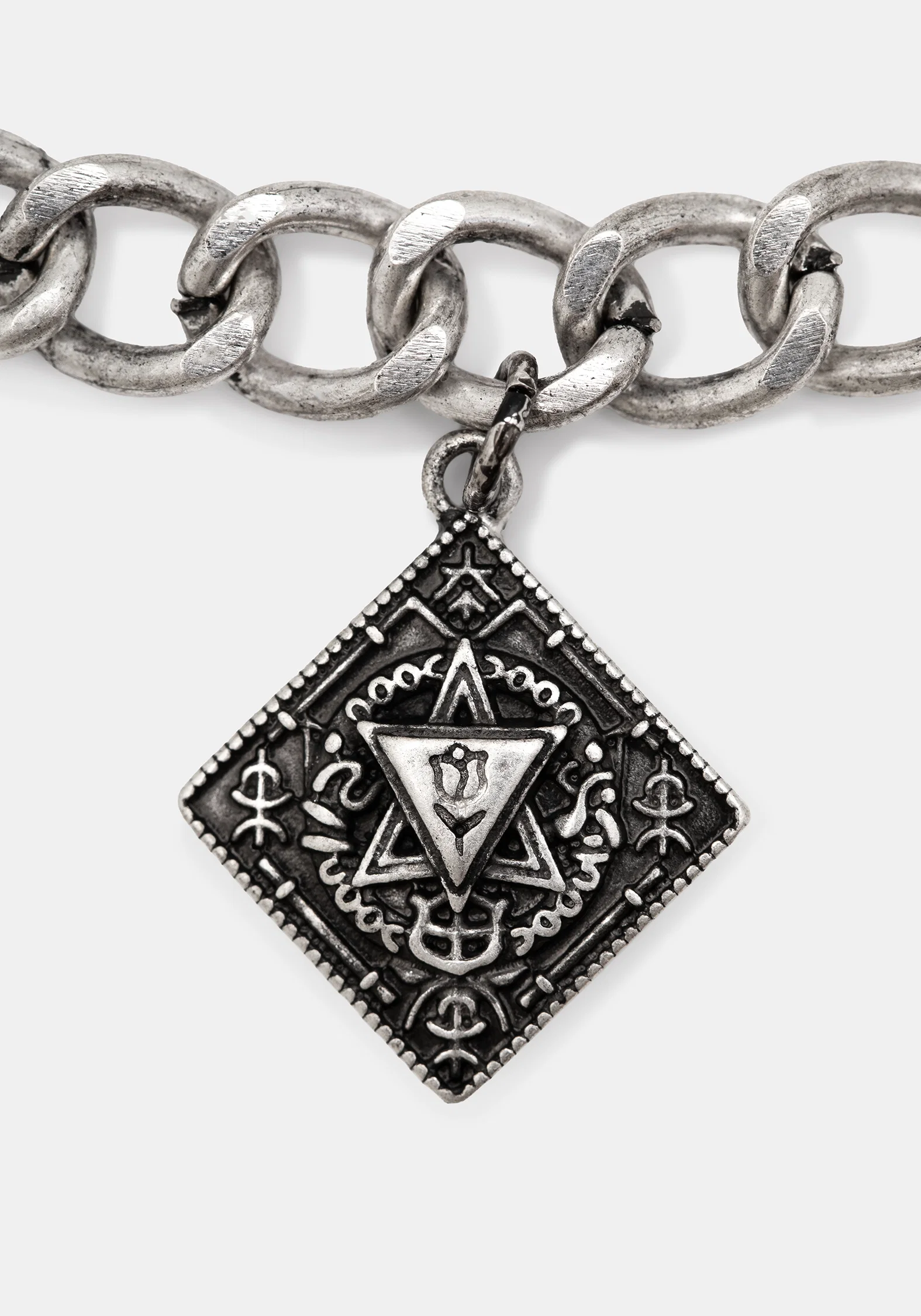 Gorthe Drop Charm Chain Belt - Image 4